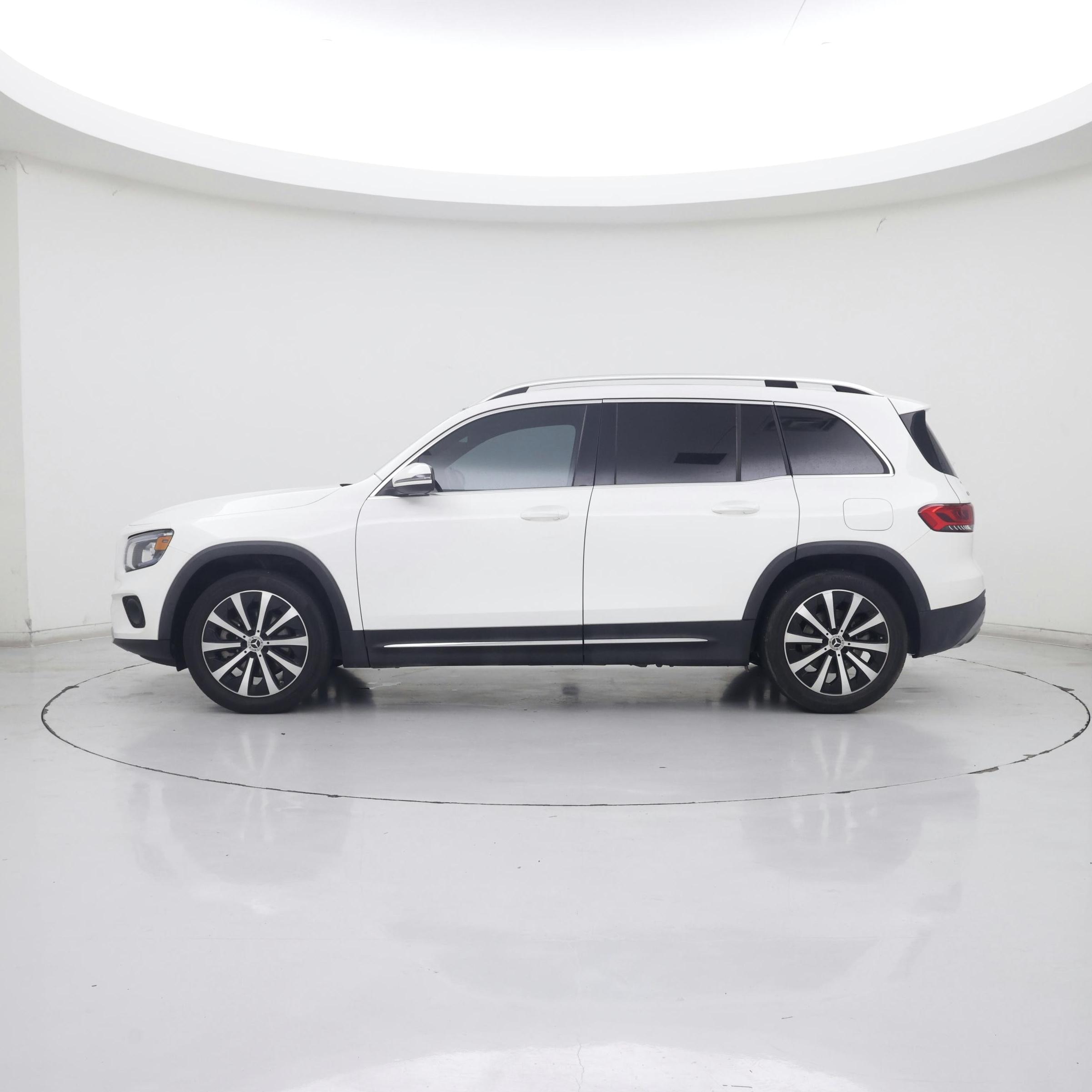 Thumbnail: 2023 Mercedes-Benz GLB - 3