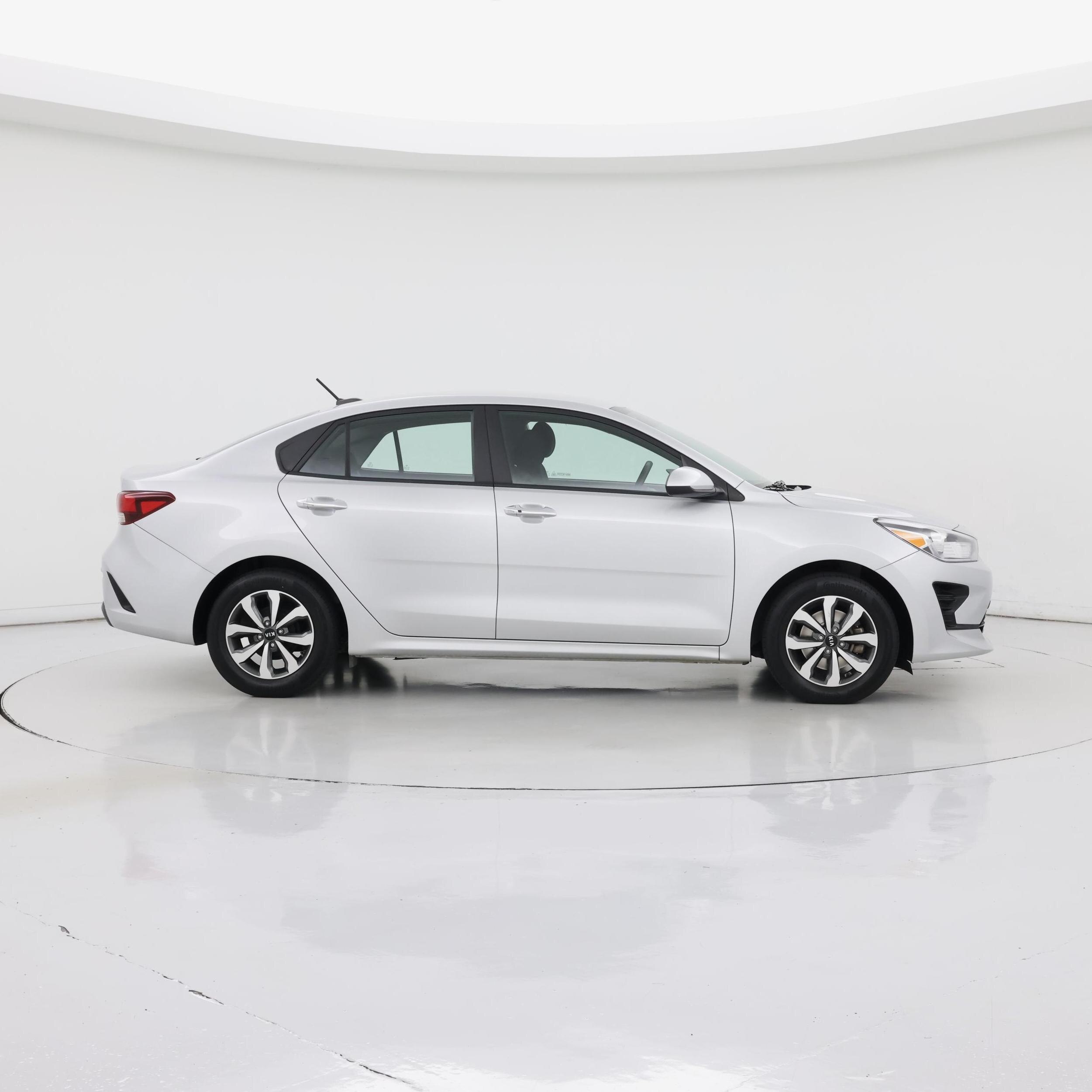 Thumbnail: 2021 Kia Rio - 7