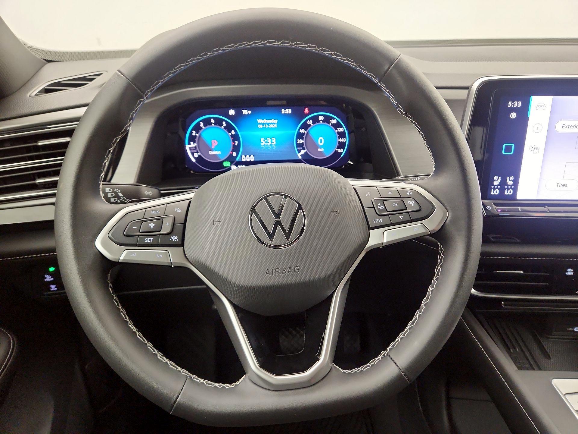 Thumbnail: 2025 Volkswagen Atlas - 10