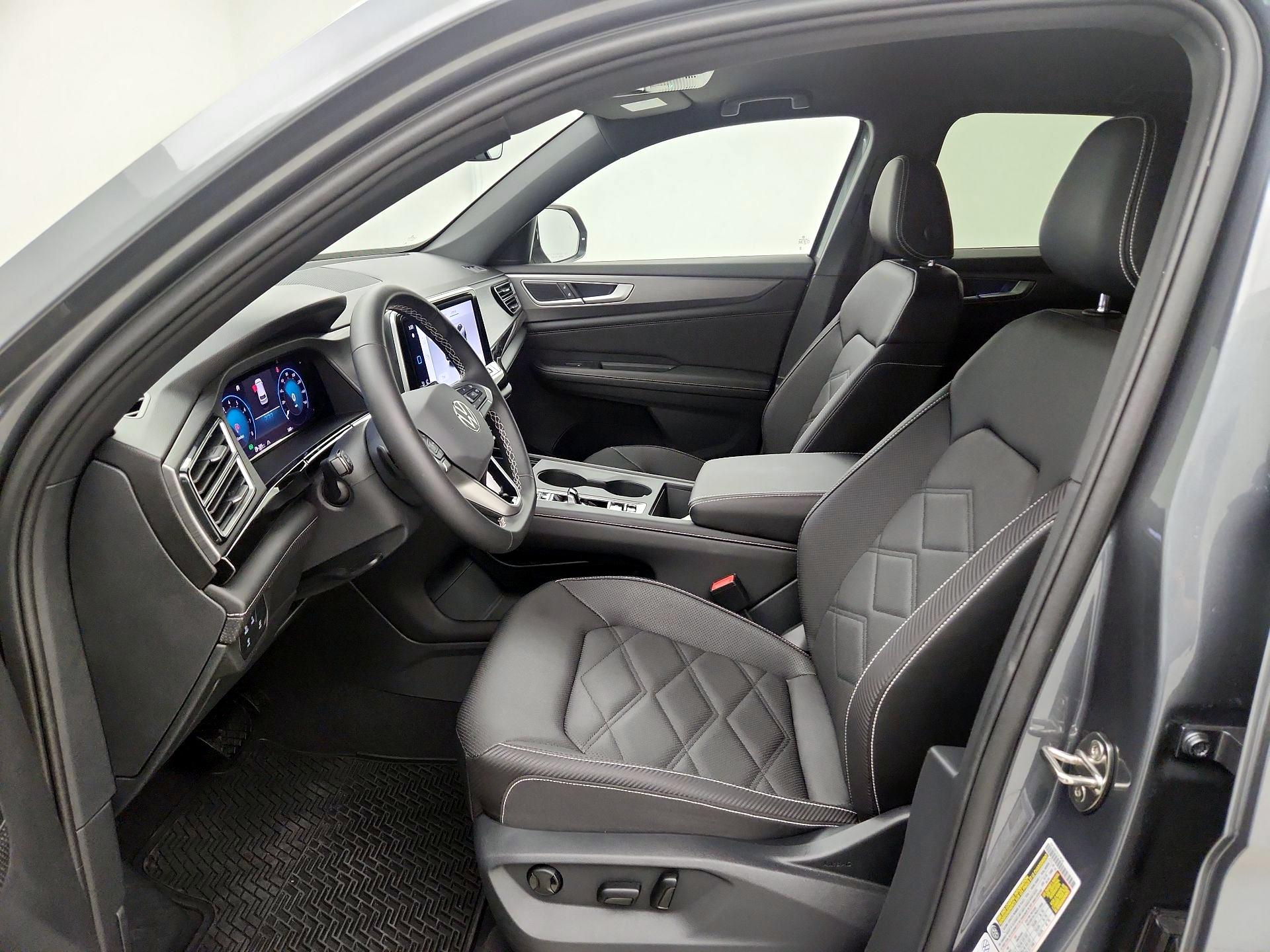 Thumbnail: 2025 Volkswagen Atlas - 11
