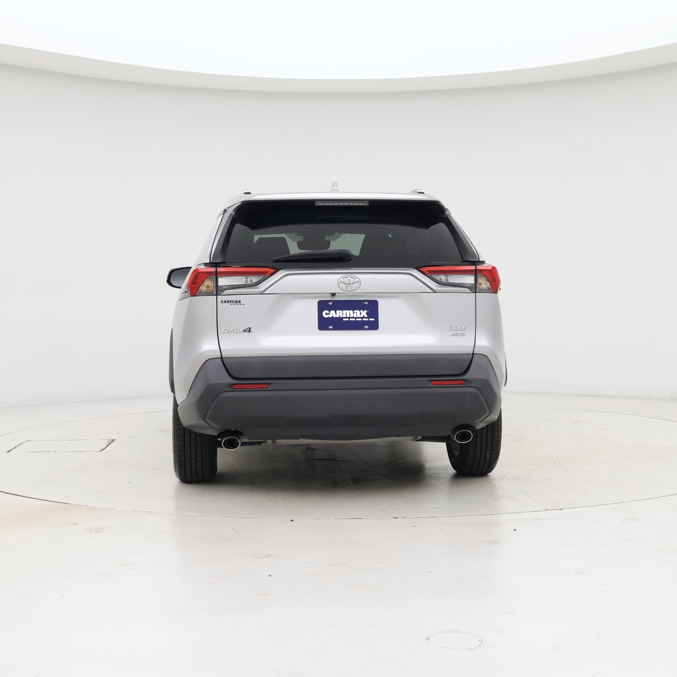 Thumbnail: 2021 Toyota RAV4 - 6