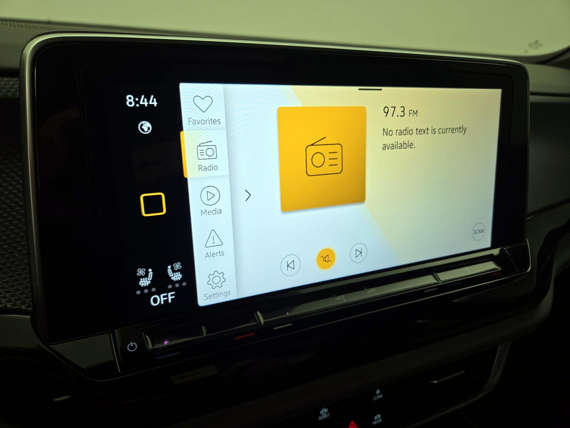 Thumbnail: 2024 Volkswagen Atlas - 16