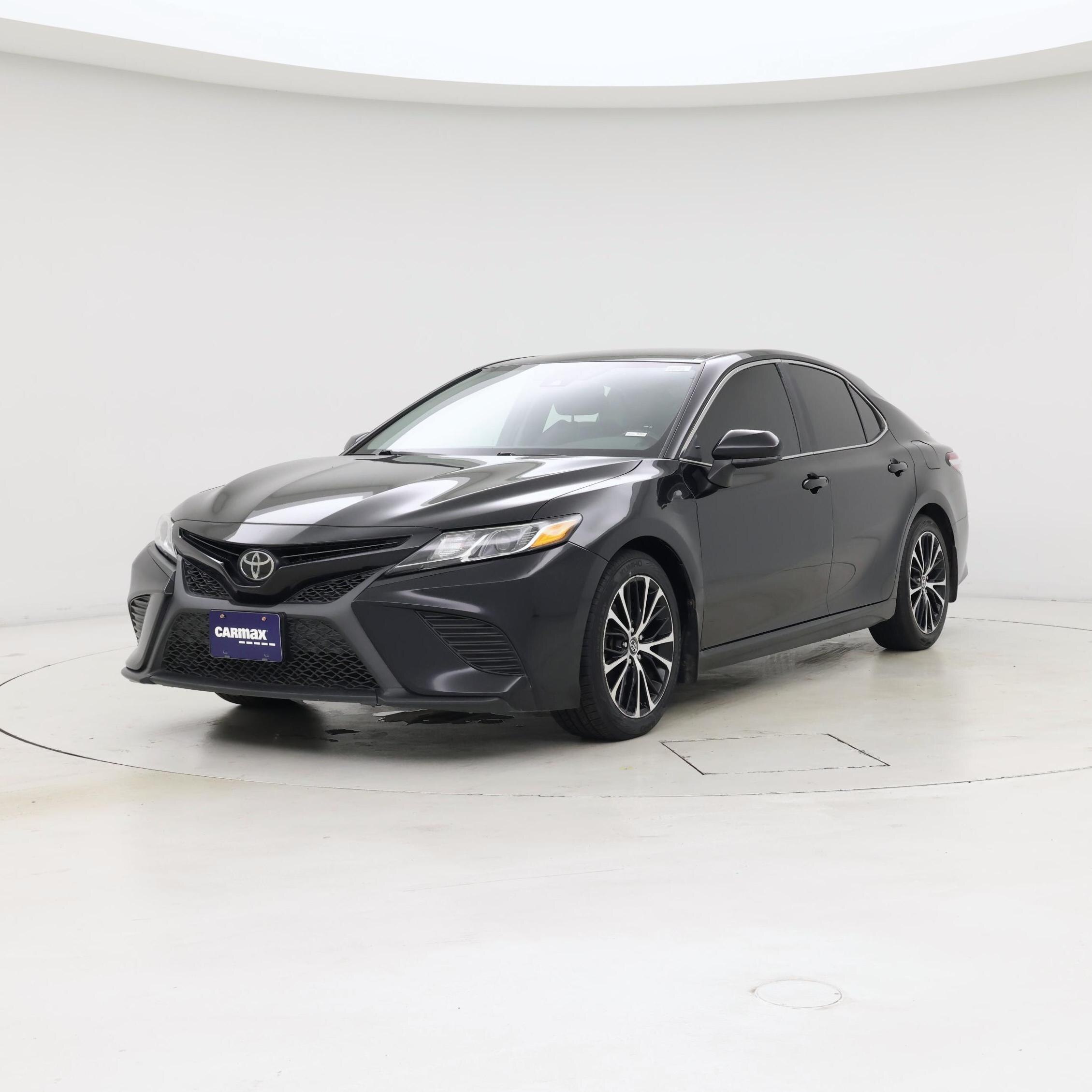 Thumbnail: 2020 Toyota Camry - 4