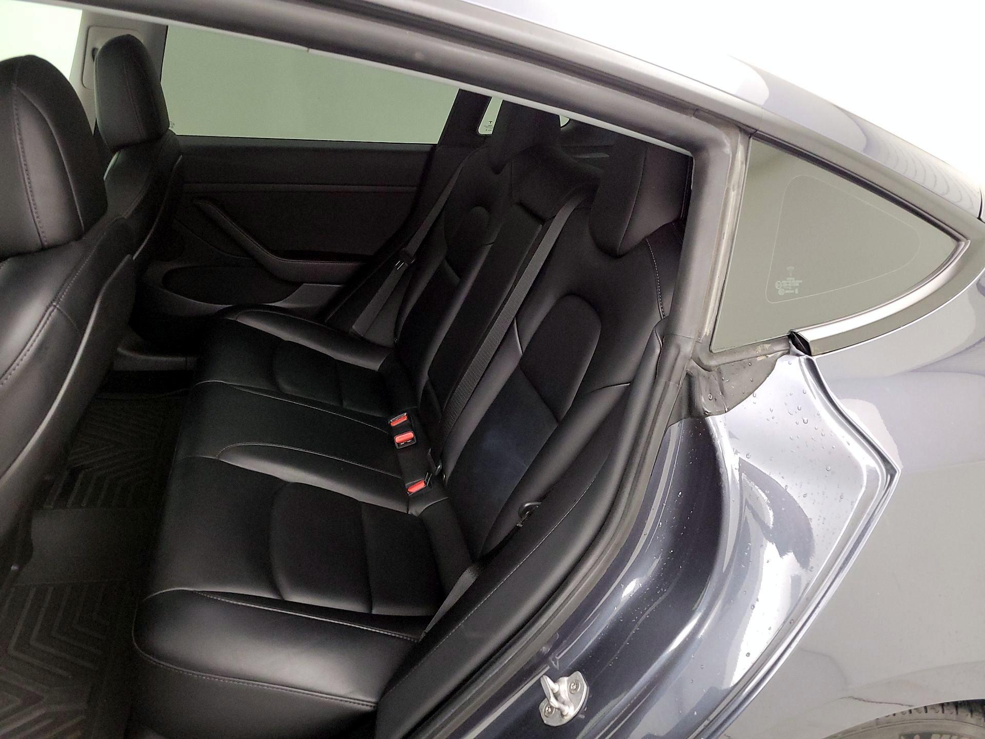 Thumbnail: 2021 Tesla Model 3 - 20