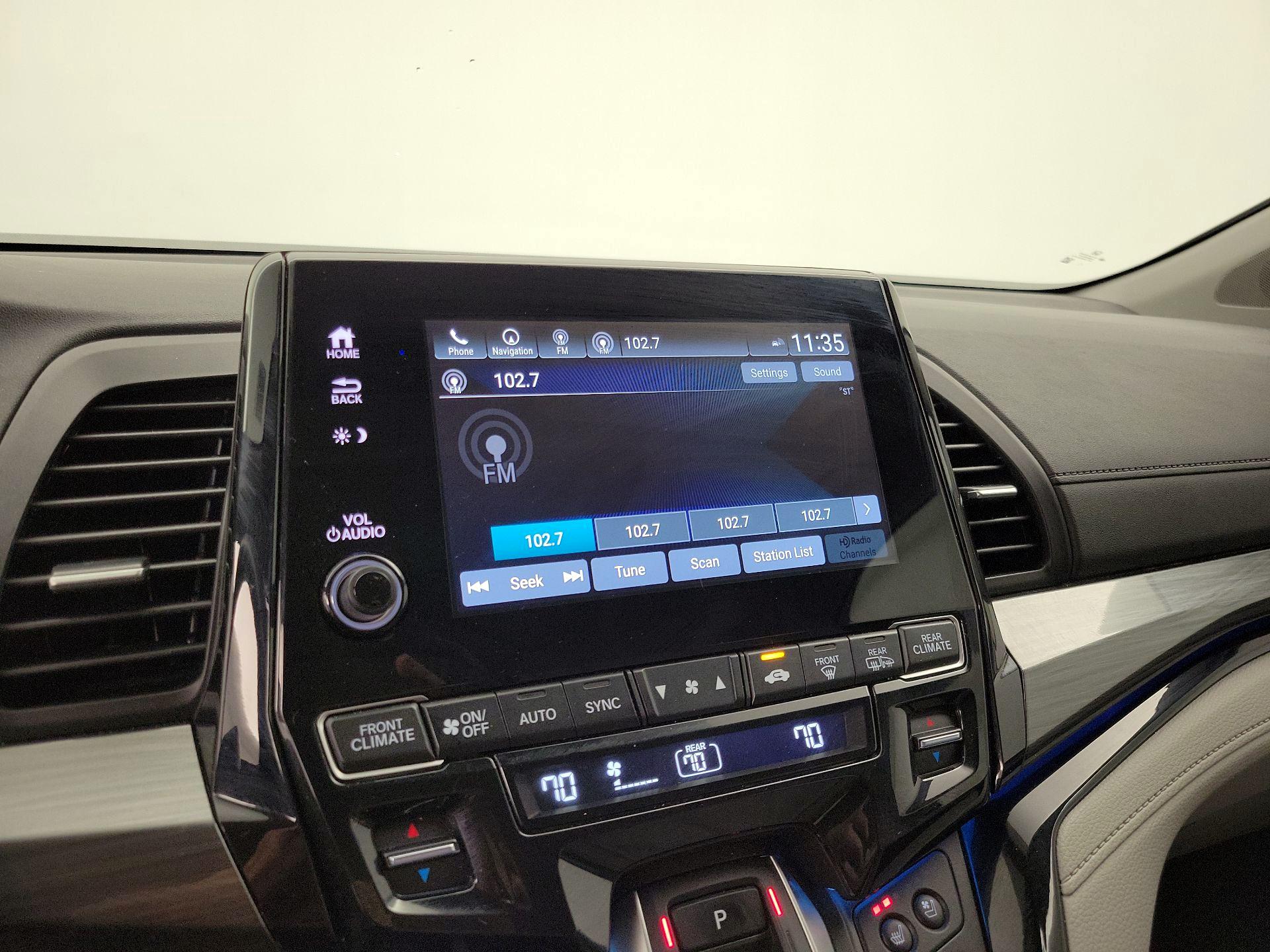 Thumbnail: 2023 Honda Odyssey - 16