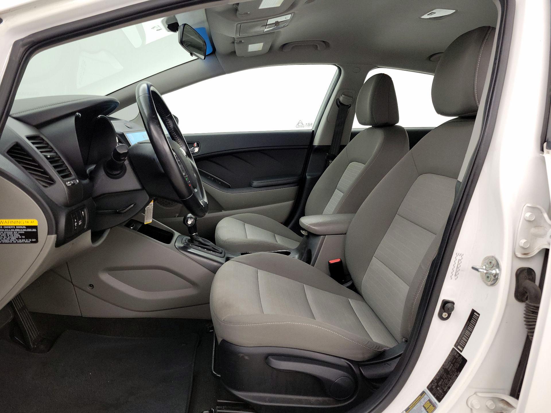 Thumbnail: 2014 Kia Forte - 11