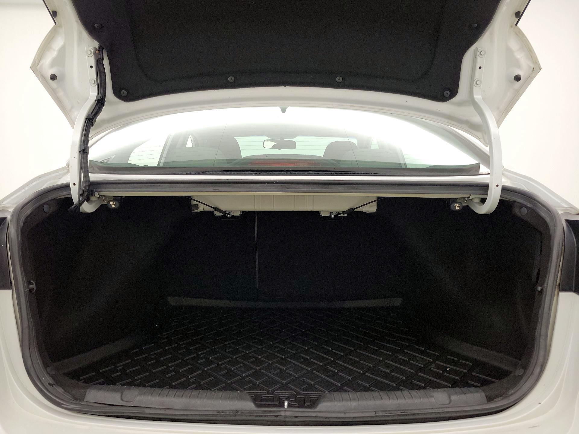 Thumbnail: 2014 Kia Forte - 19