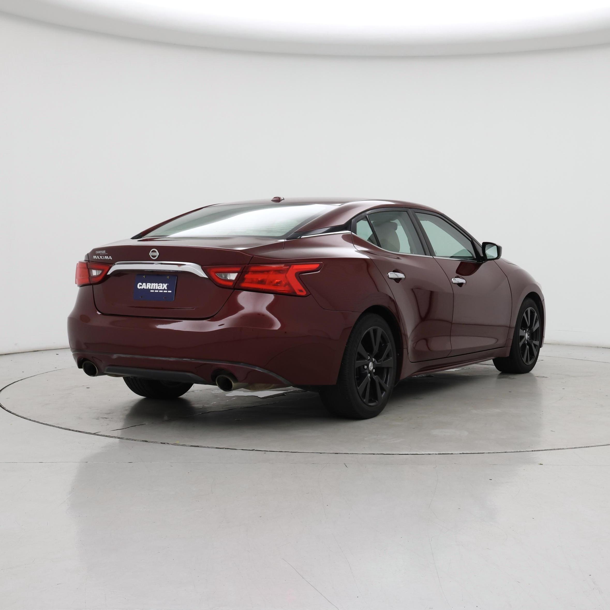 Thumbnail: 2017 Nissan Maxima - 8