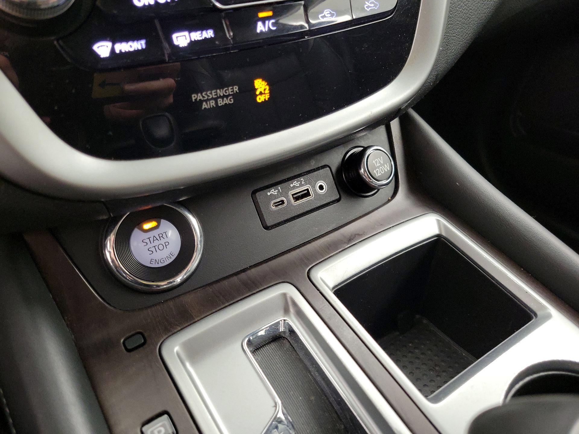 Thumbnail: 2019 Nissan Murano - 19