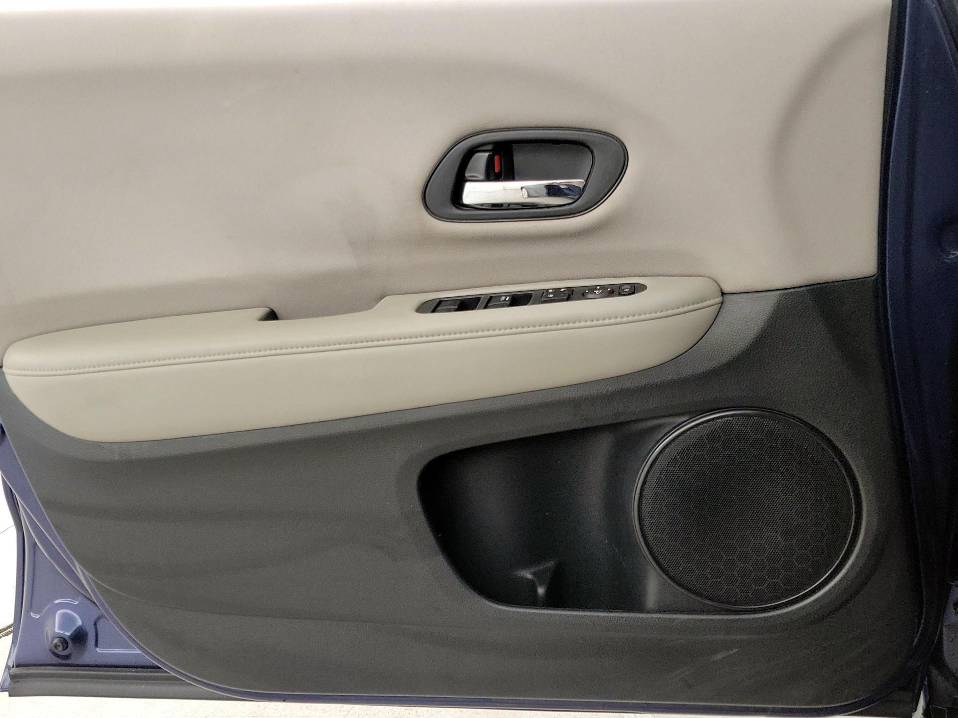 Thumbnail: 2017 Honda HR-V - 12