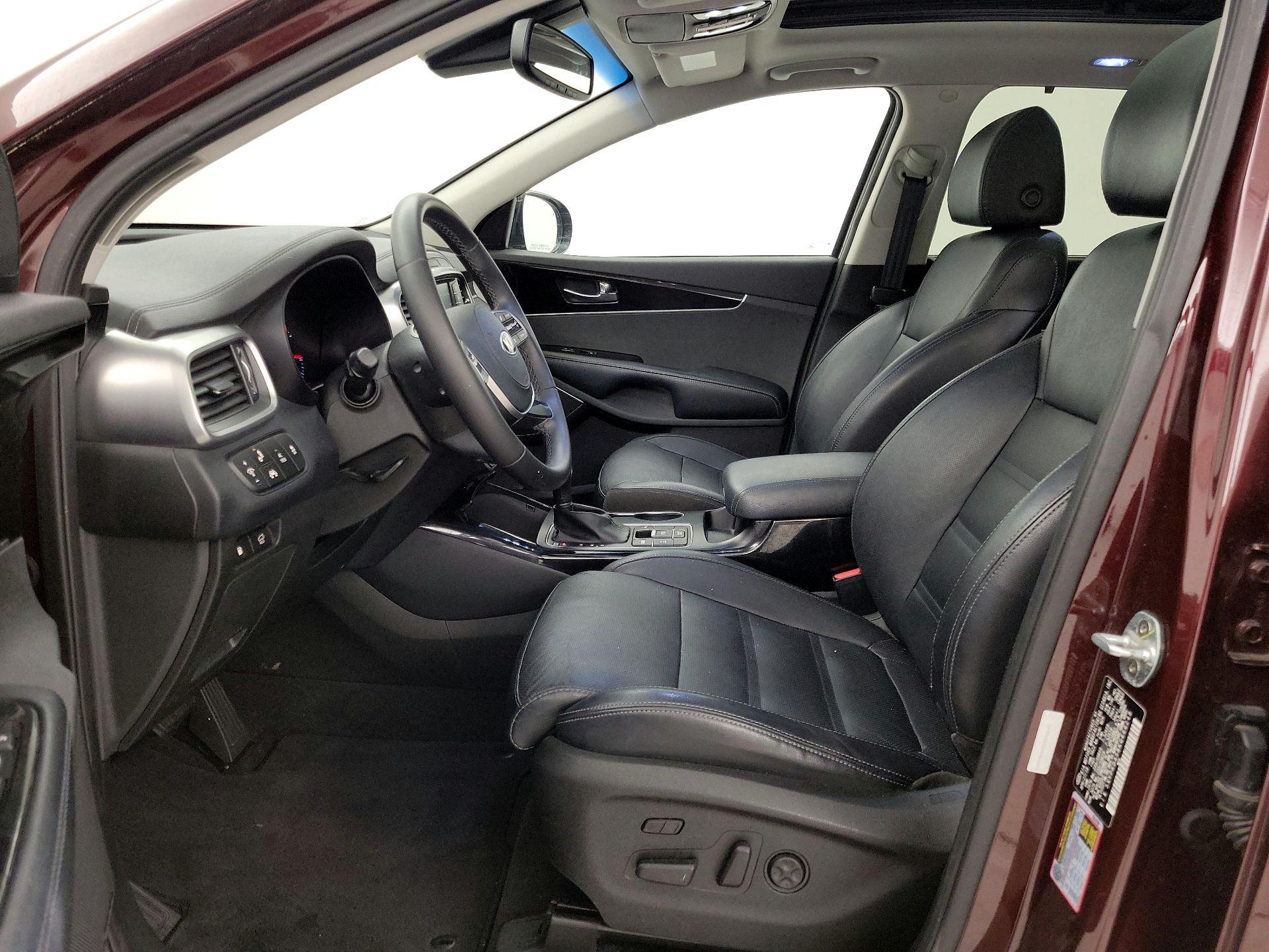 Thumbnail: 2019 Kia Sorento - 11