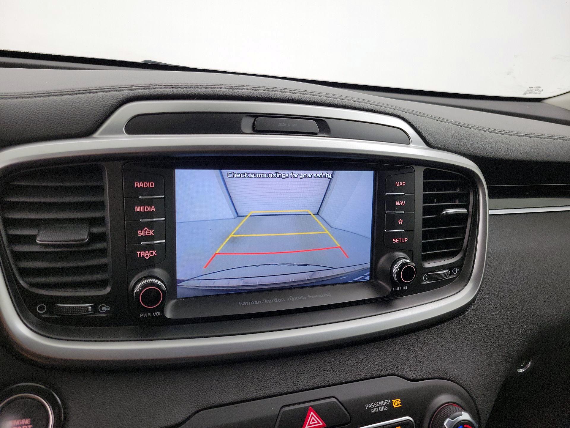 Thumbnail: 2019 Kia Sorento - 15