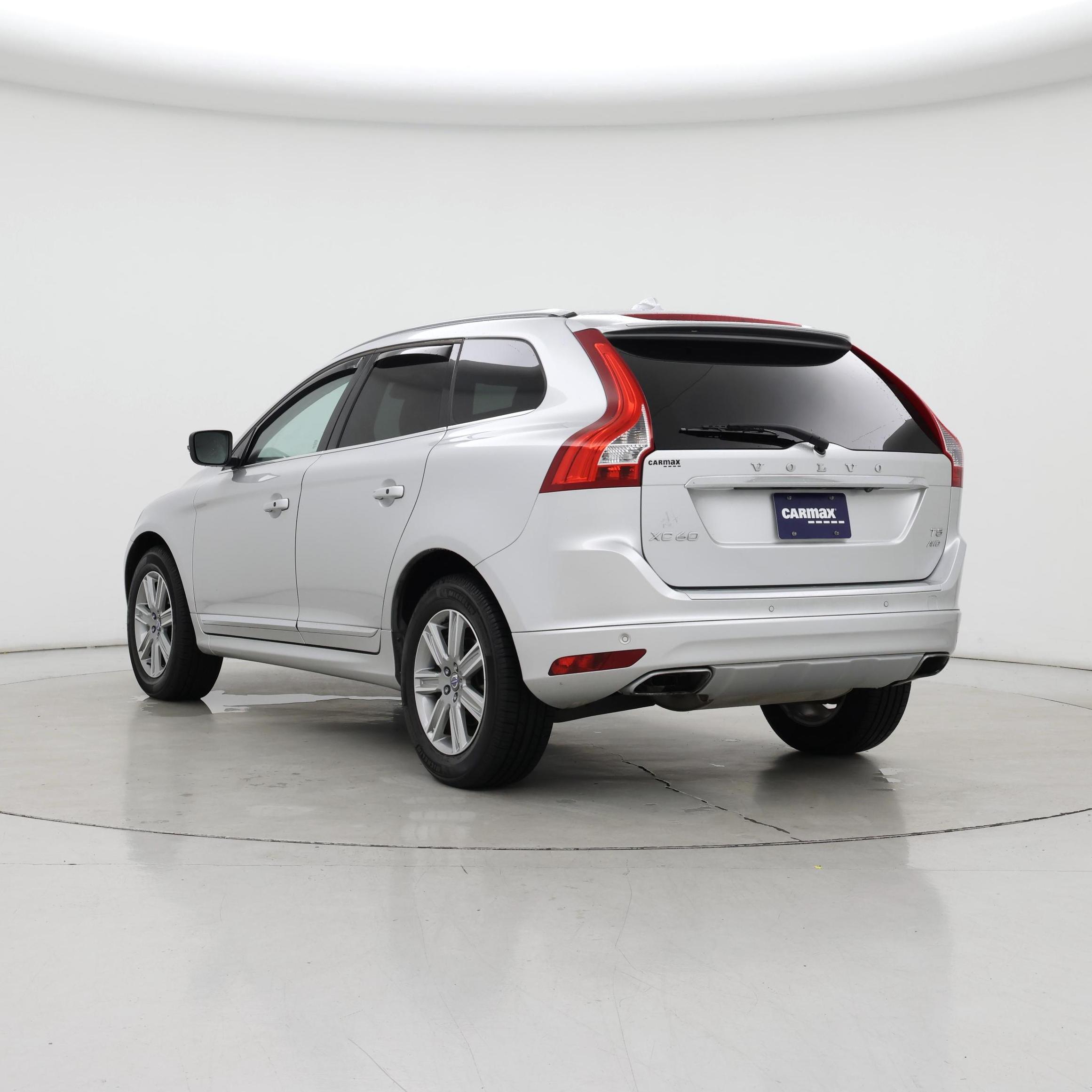 Thumbnail: 2017 Volvo XC60 - 2
