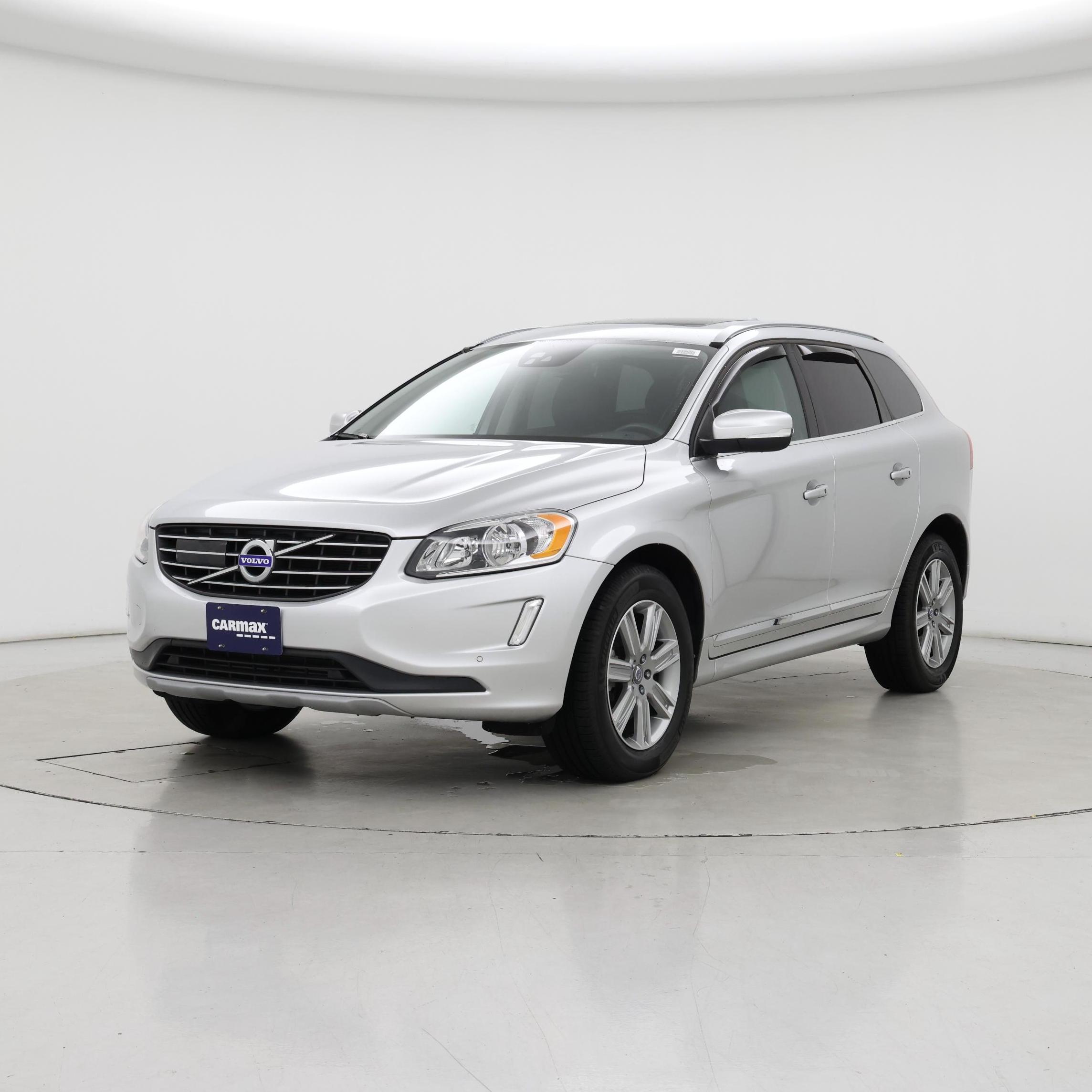 Thumbnail: 2017 Volvo XC60 - 4