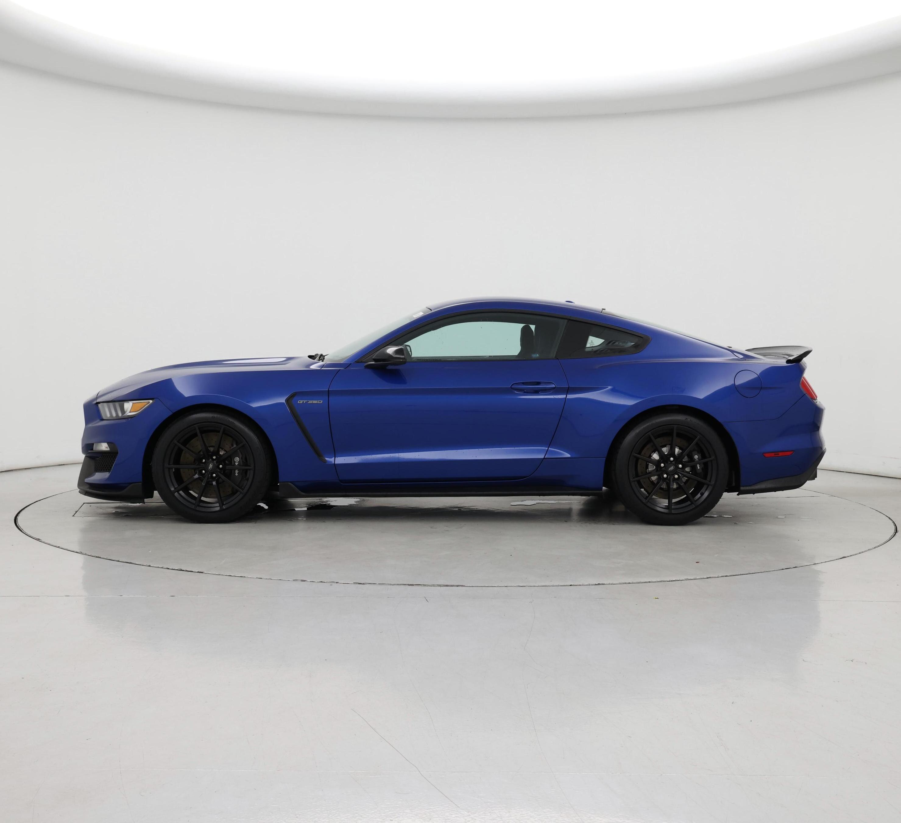 Thumbnail: 2017 Ford Mustang - 3