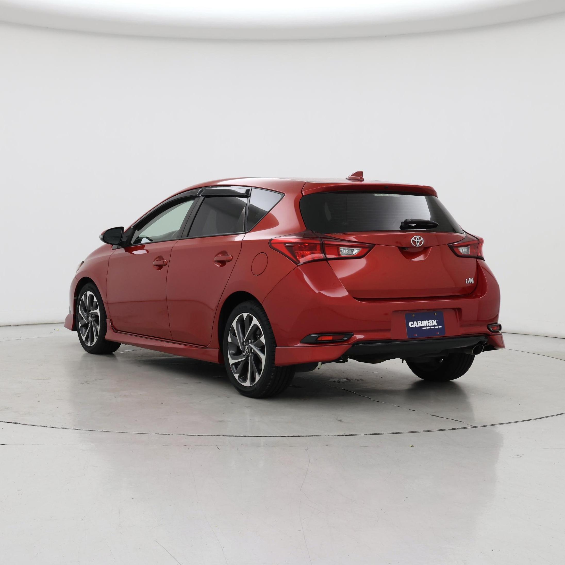 Thumbnail: 2017 Toyota Corolla iM - 2