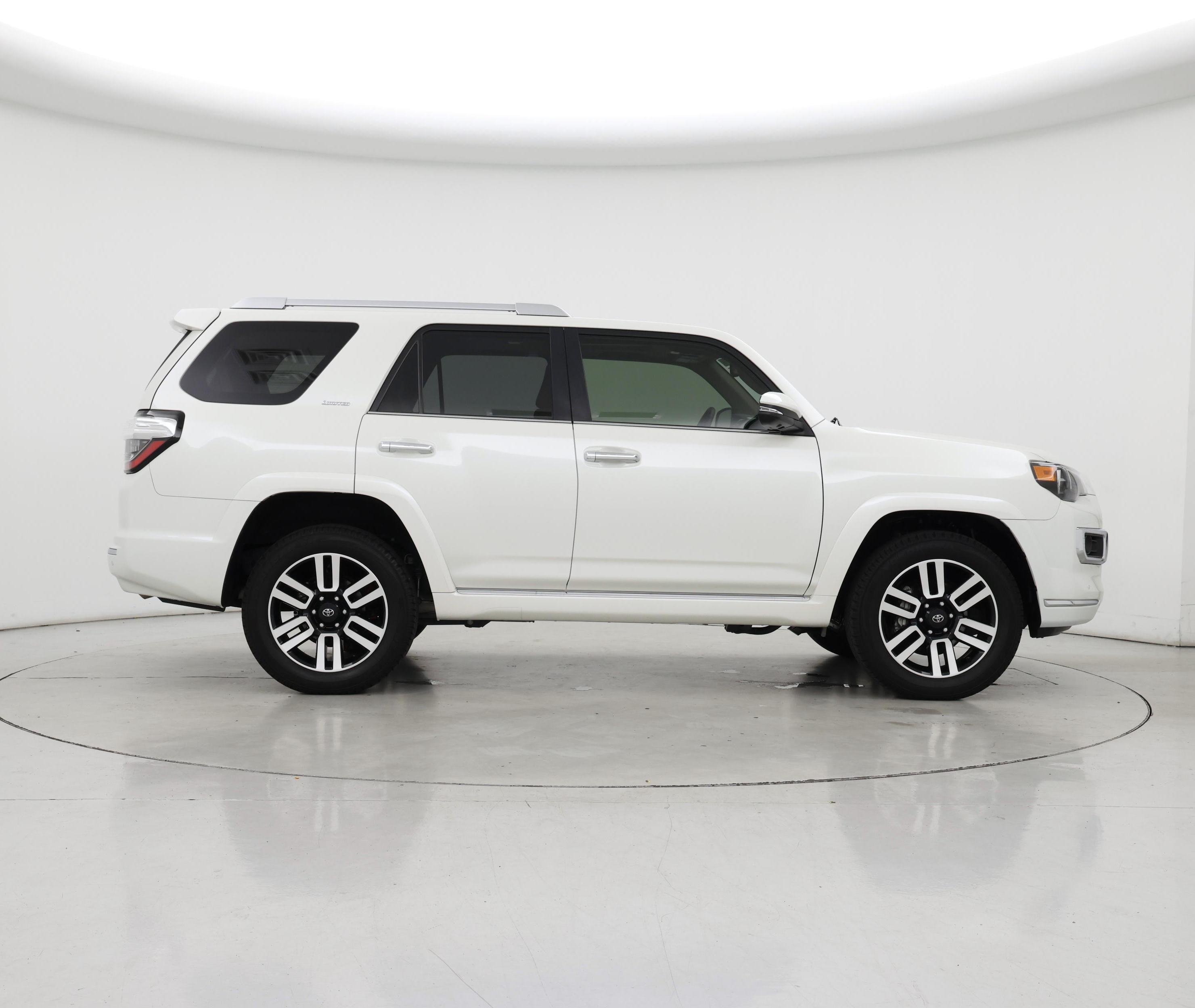 Thumbnail: 2023 Toyota 4Runner - 7