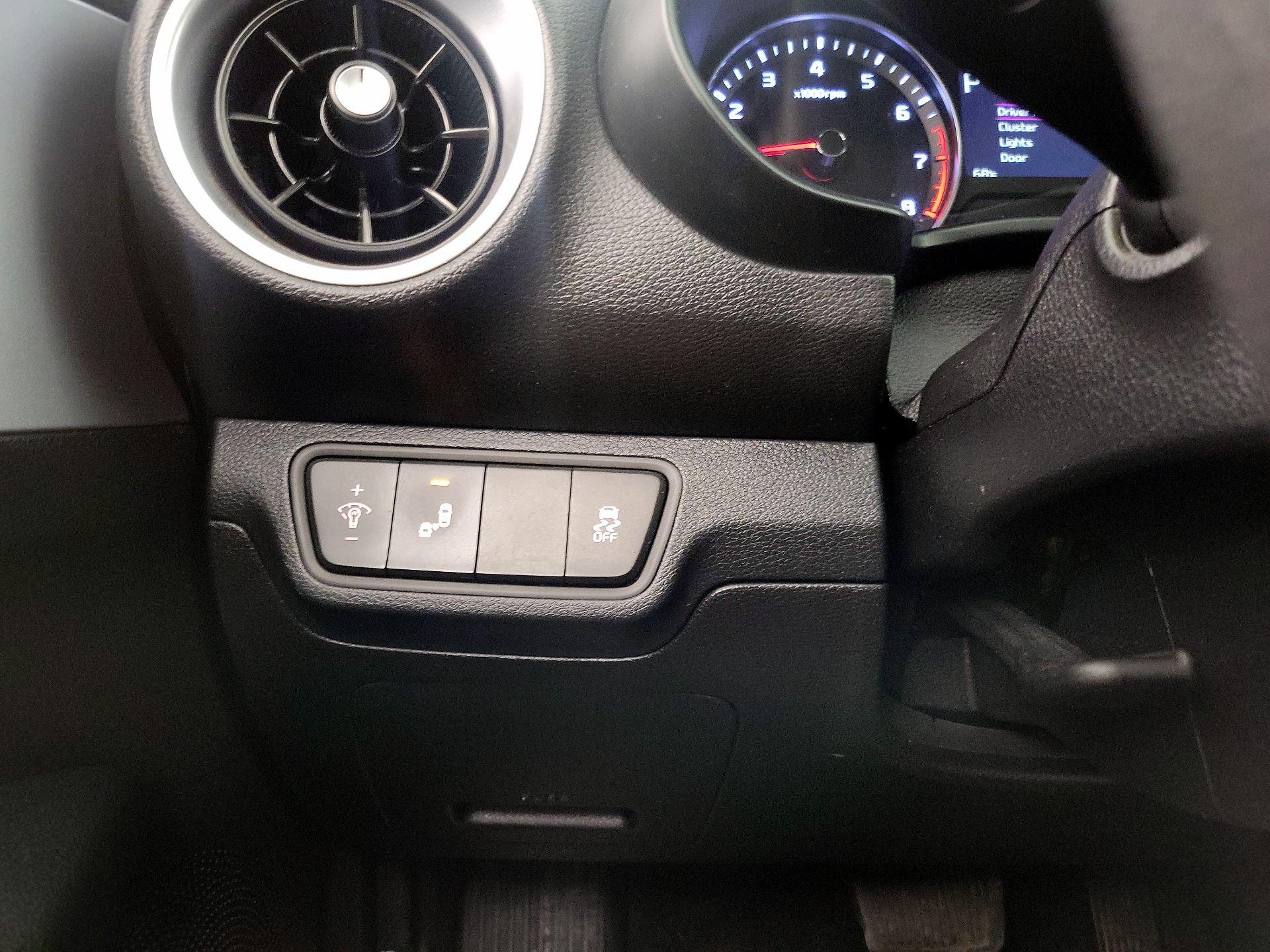 Thumbnail: 2024 Kia Forte - 13