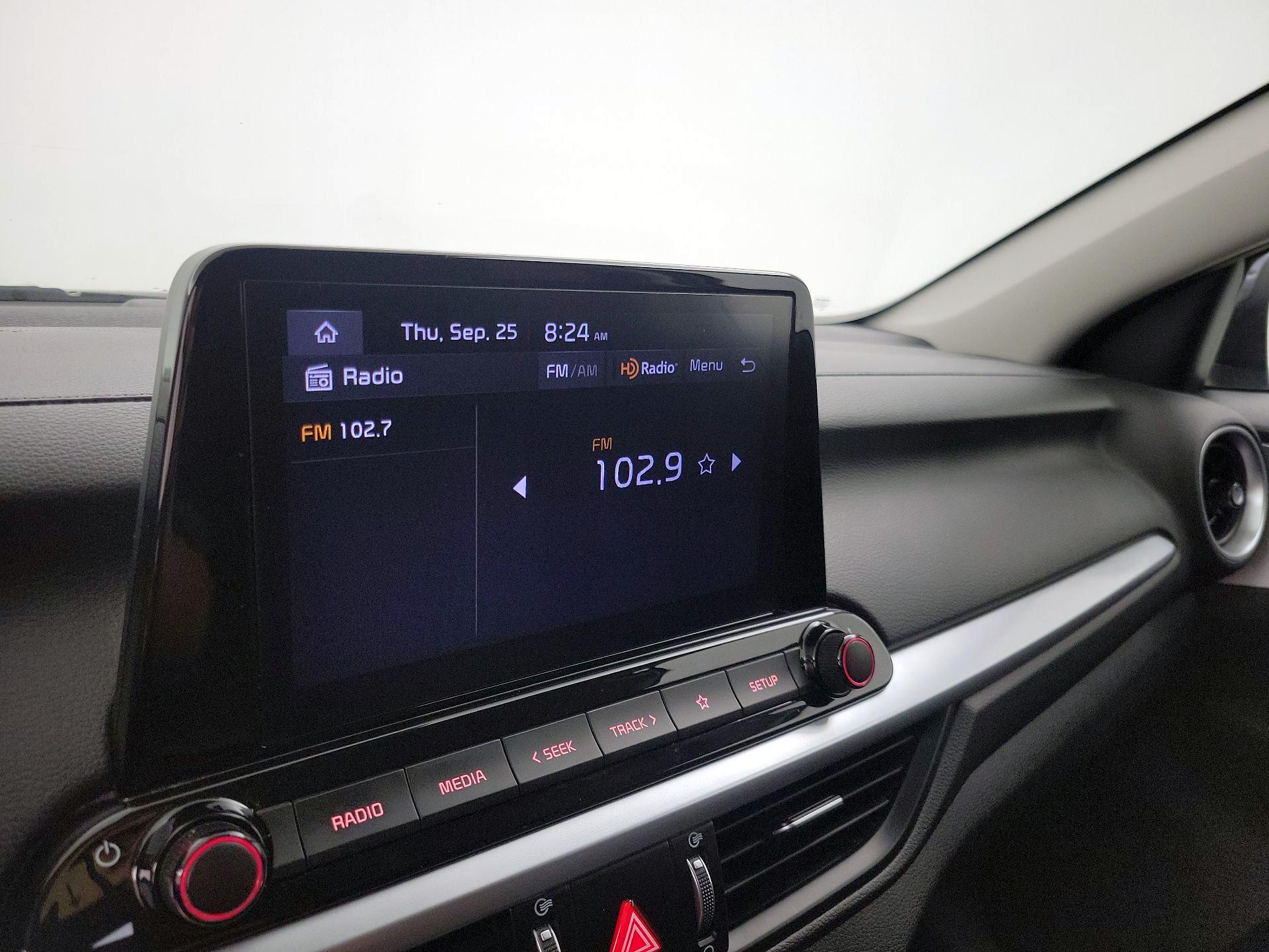 Thumbnail: 2024 Kia Forte - 15