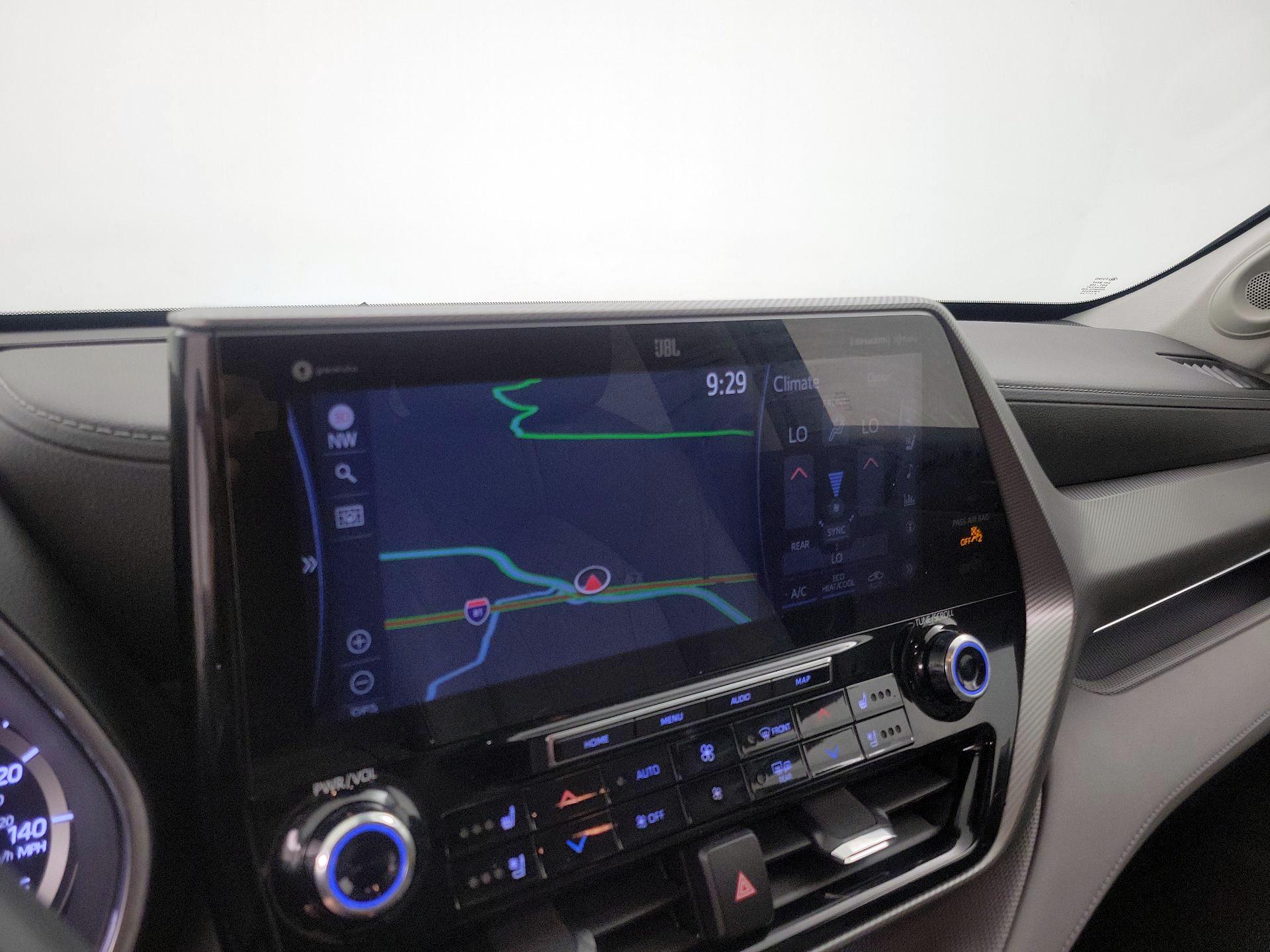 Thumbnail: 2021 Toyota Highlander - 14