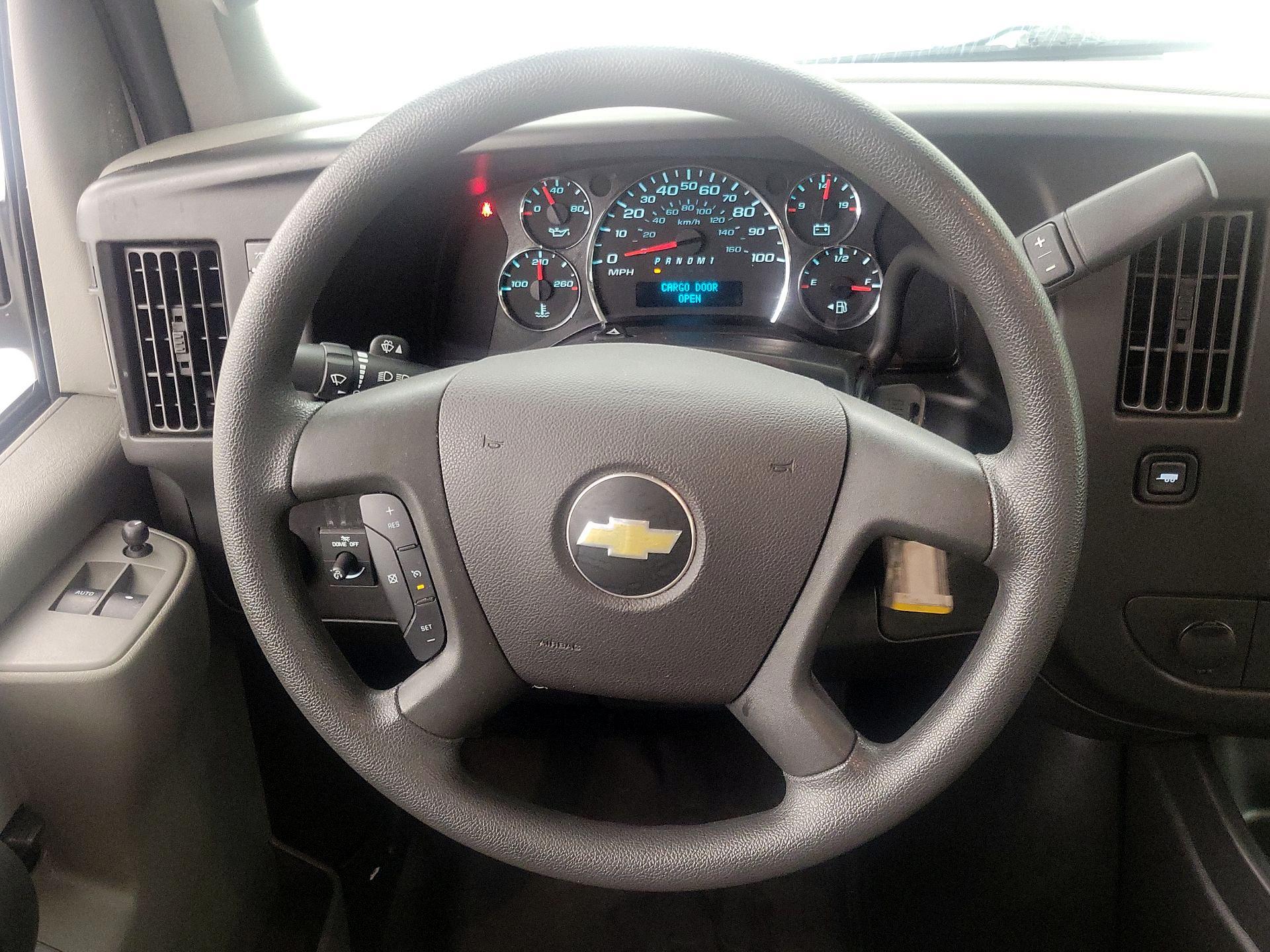 Thumbnail: 2017 Chevrolet Express - 10