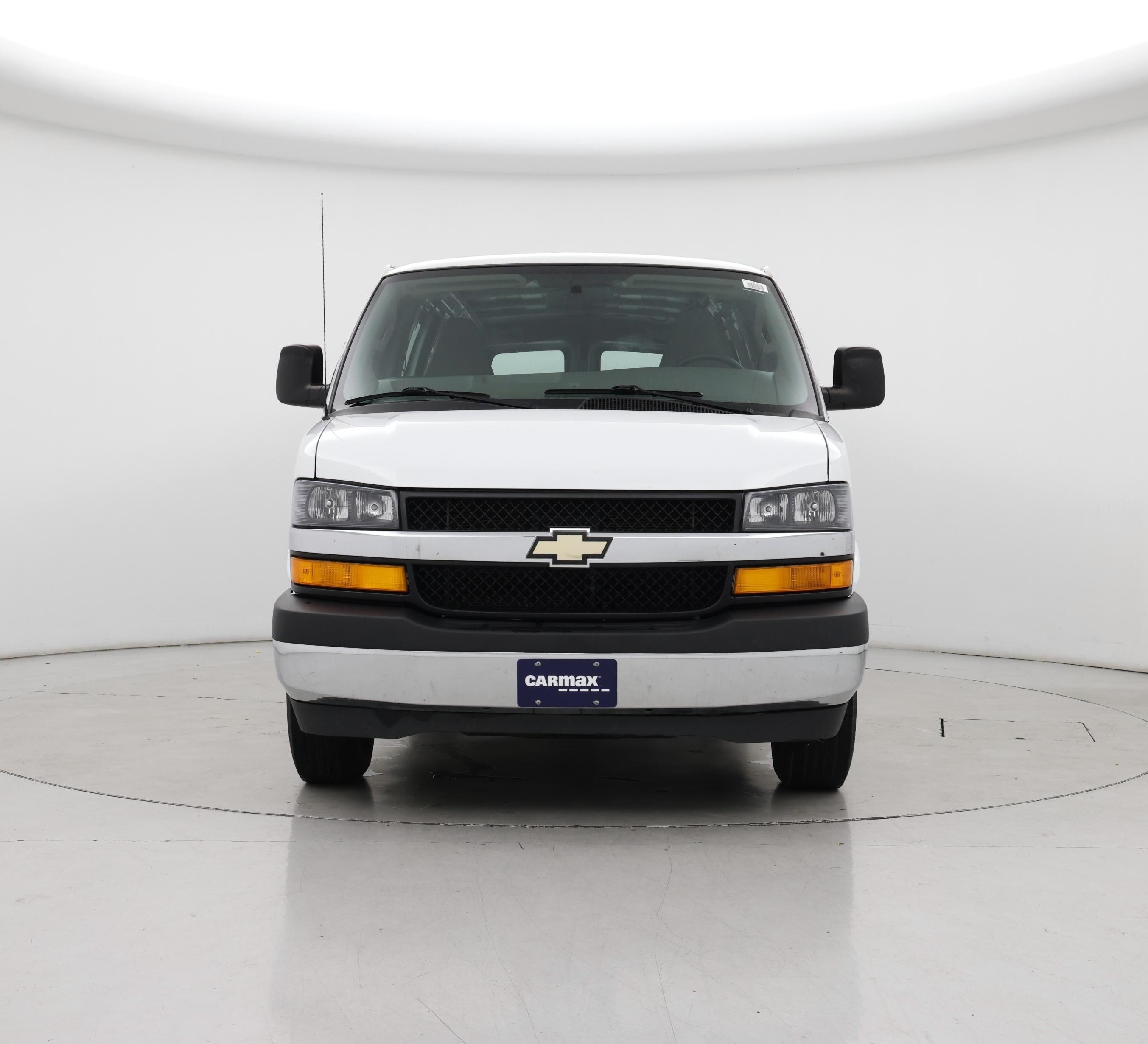 Thumbnail: 2017 Chevrolet Express - 5