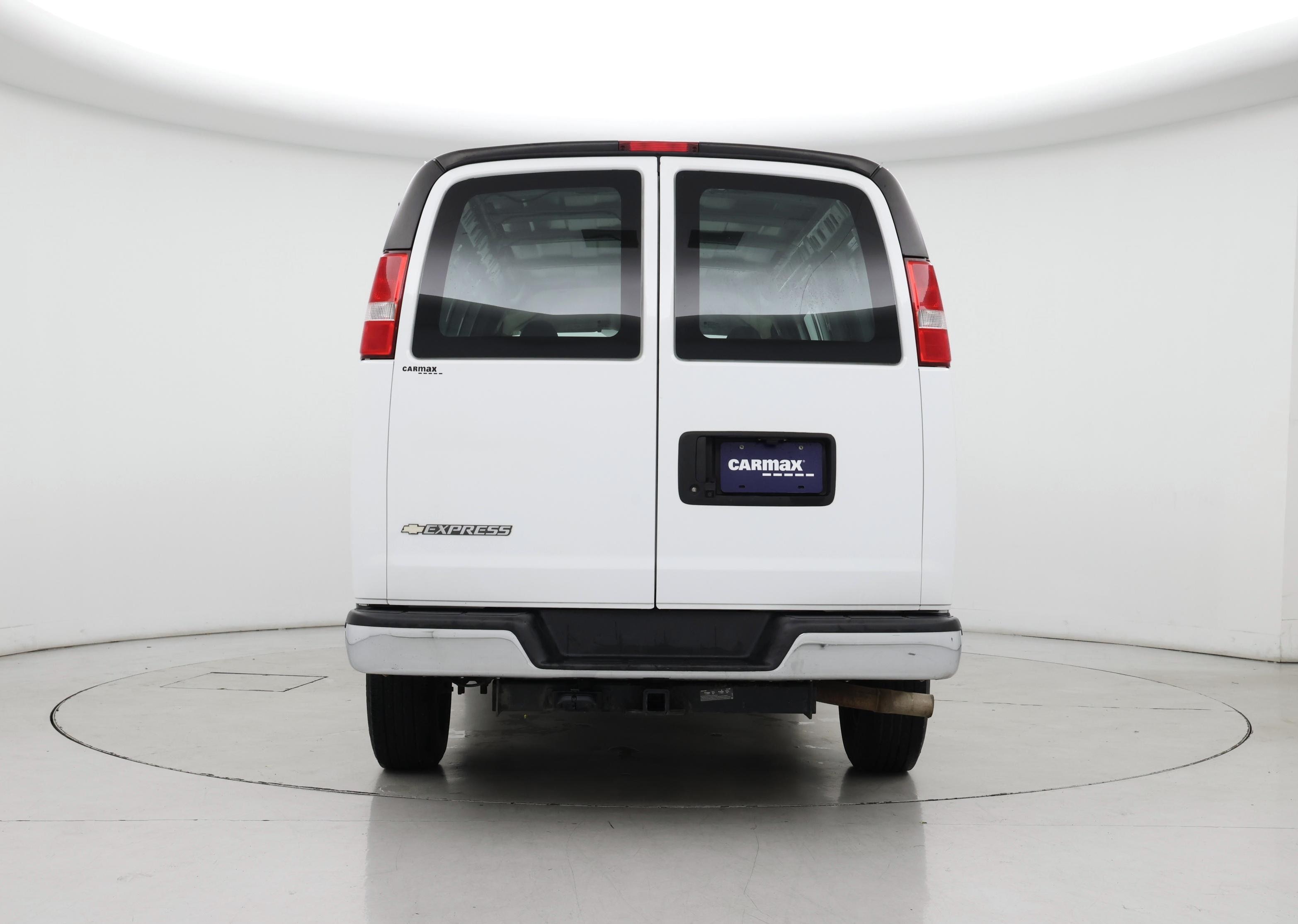 Thumbnail: 2017 Chevrolet Express - 6
