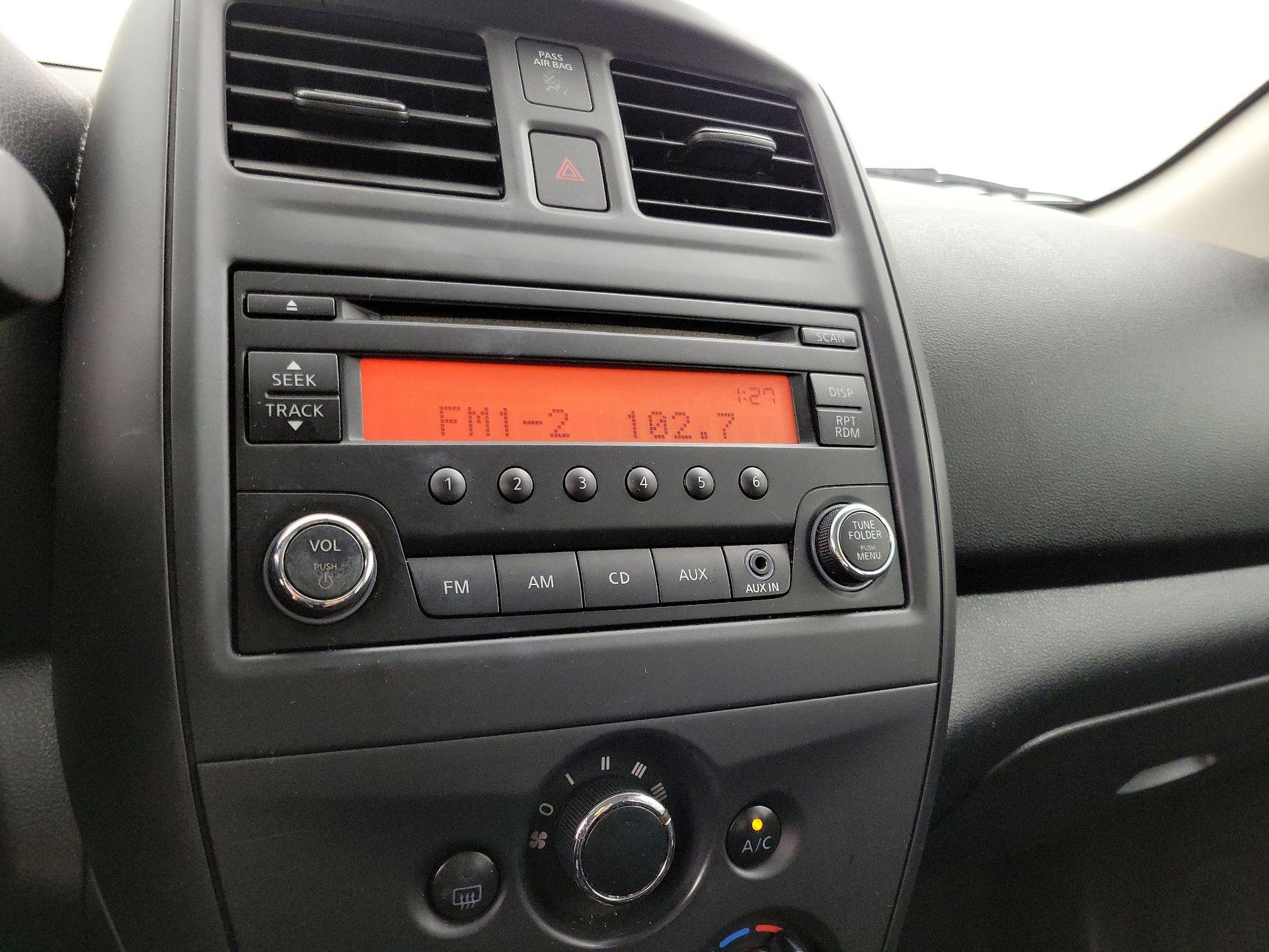 Thumbnail: 2016 Nissan Versa - 14