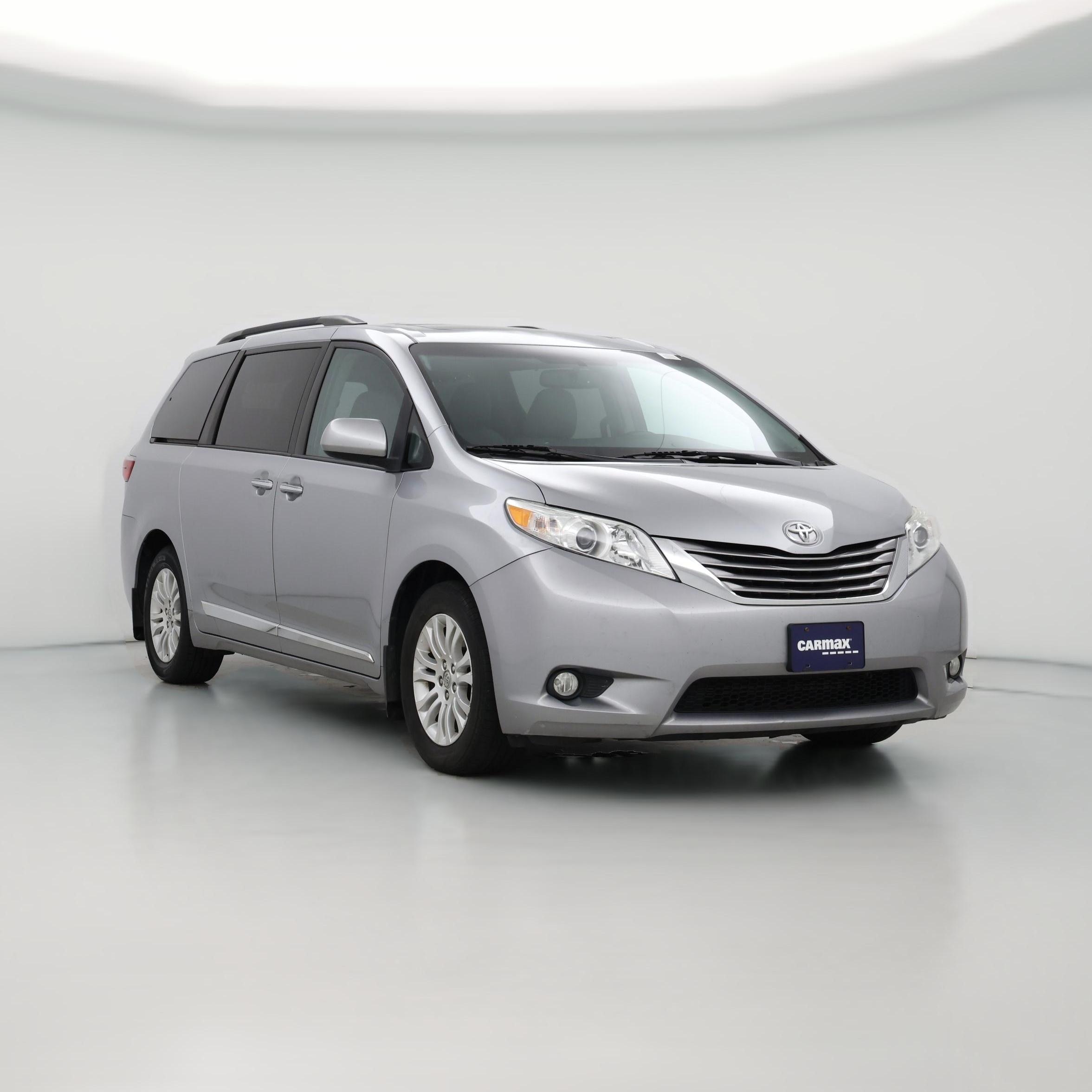 Thumbnail: 2017 Toyota Sienna - 1