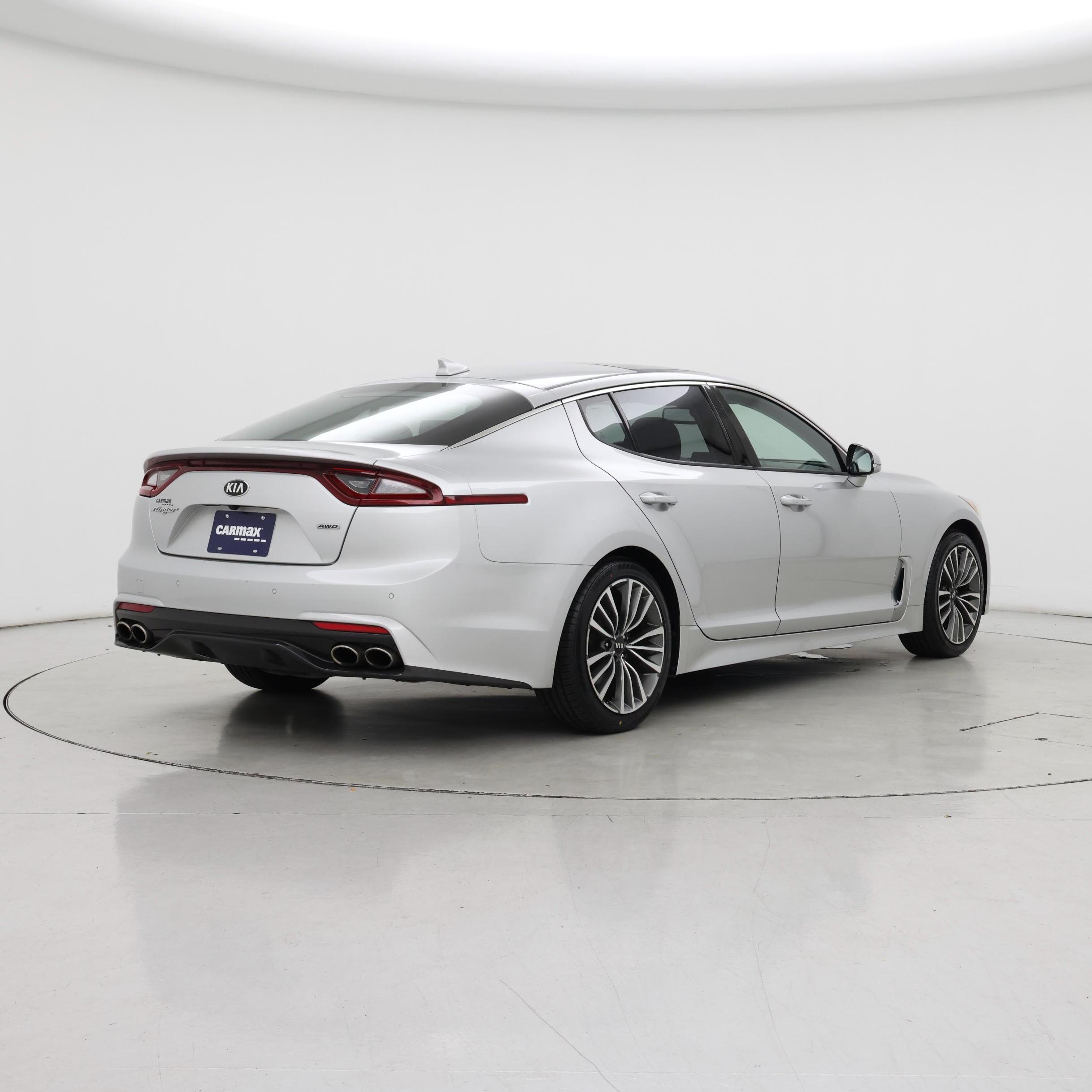 Thumbnail: 2018 Kia Stinger - 8