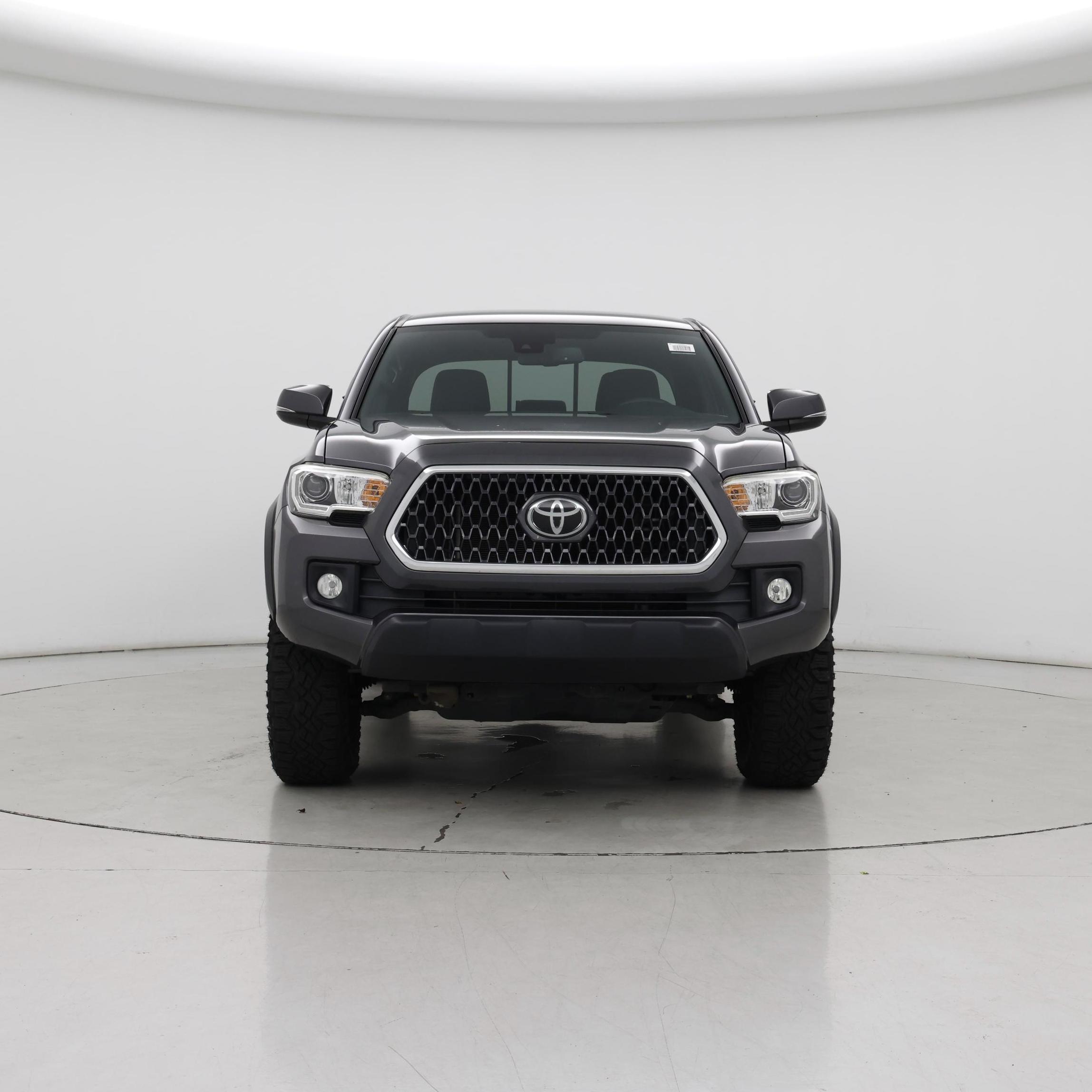 Thumbnail: 2018 Toyota Tacoma - 5