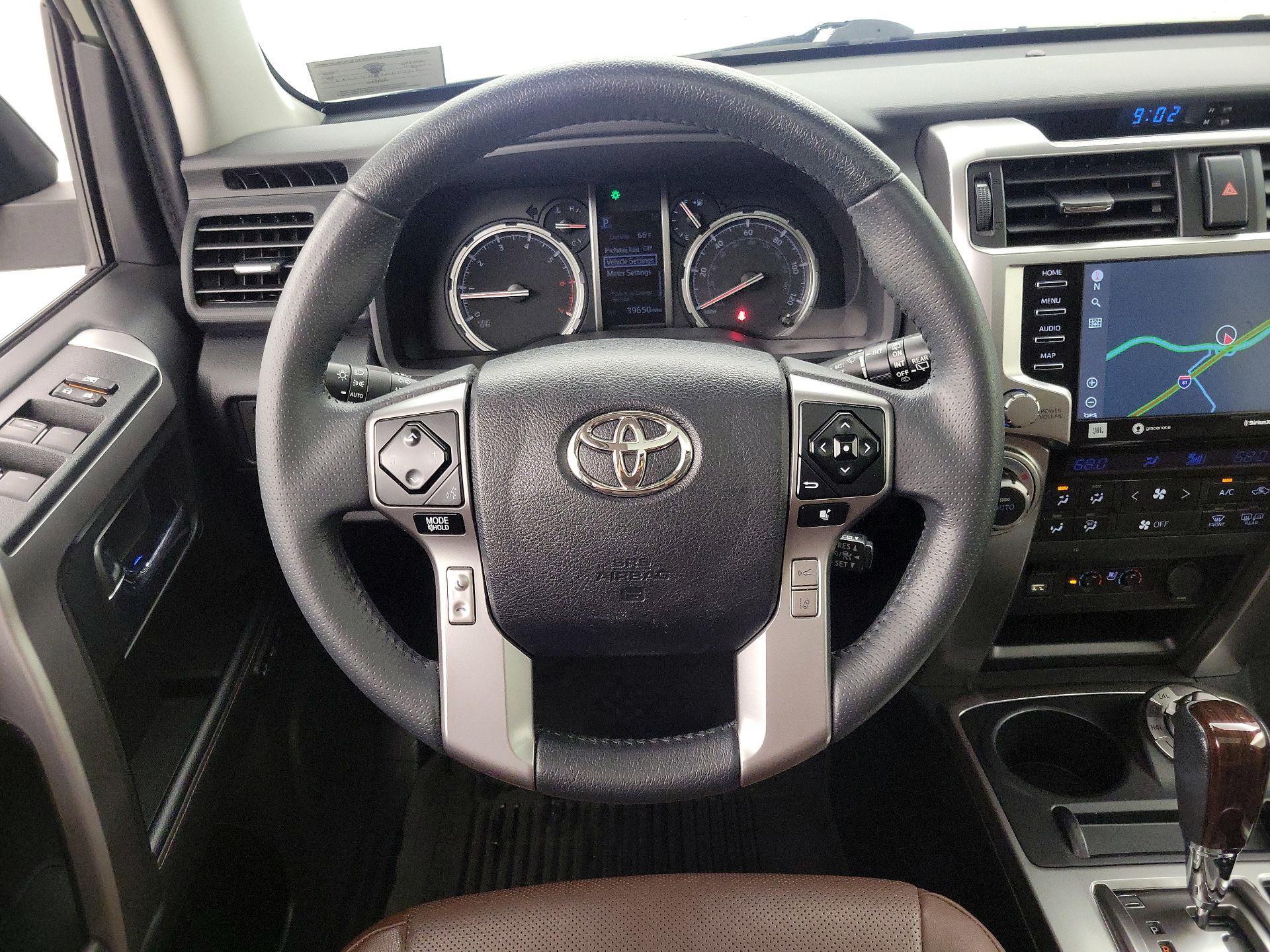Thumbnail: 2022 Toyota 4Runner - 10