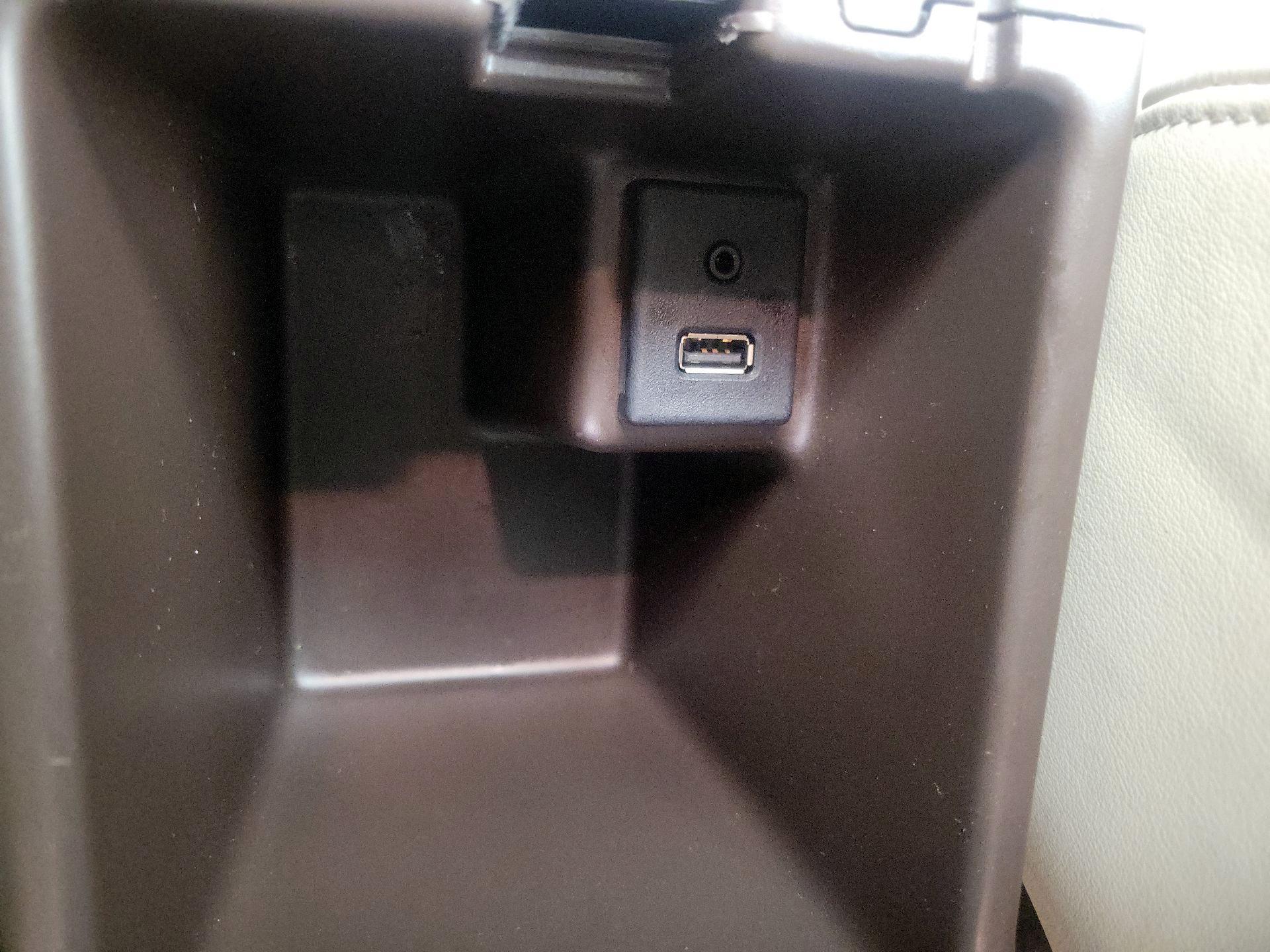 Thumbnail: 2015 Buick Verano - 18