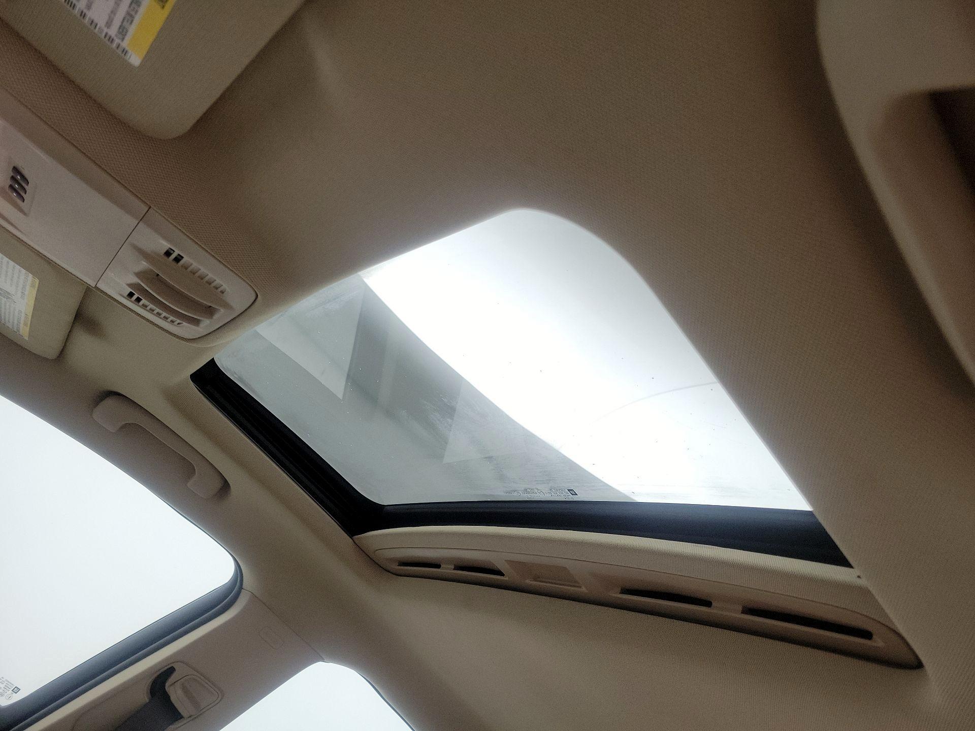 Thumbnail: 2015 Buick Verano - 19