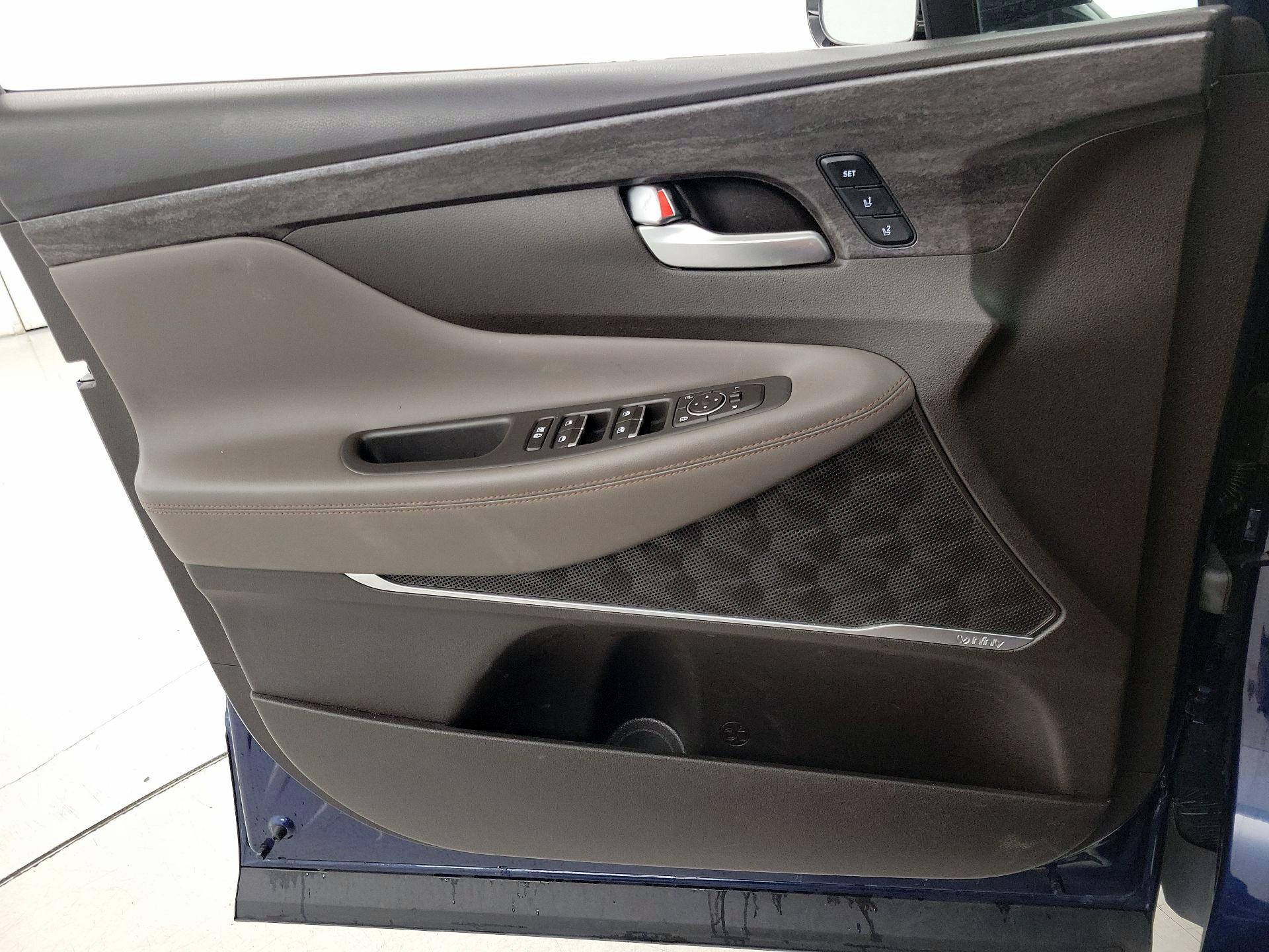 Thumbnail: 2020 Hyundai Santa Fe - 12
