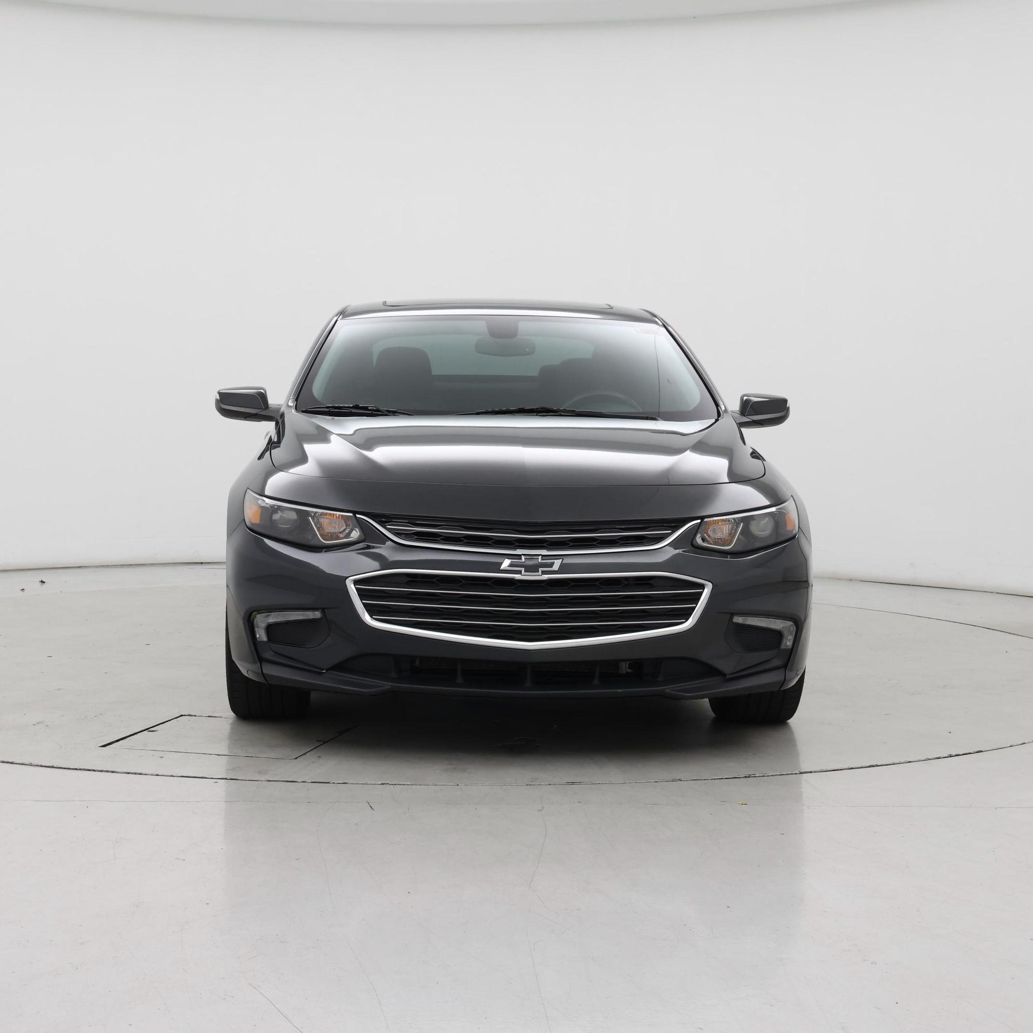 Thumbnail: 2017 Chevrolet Malibu - 5
