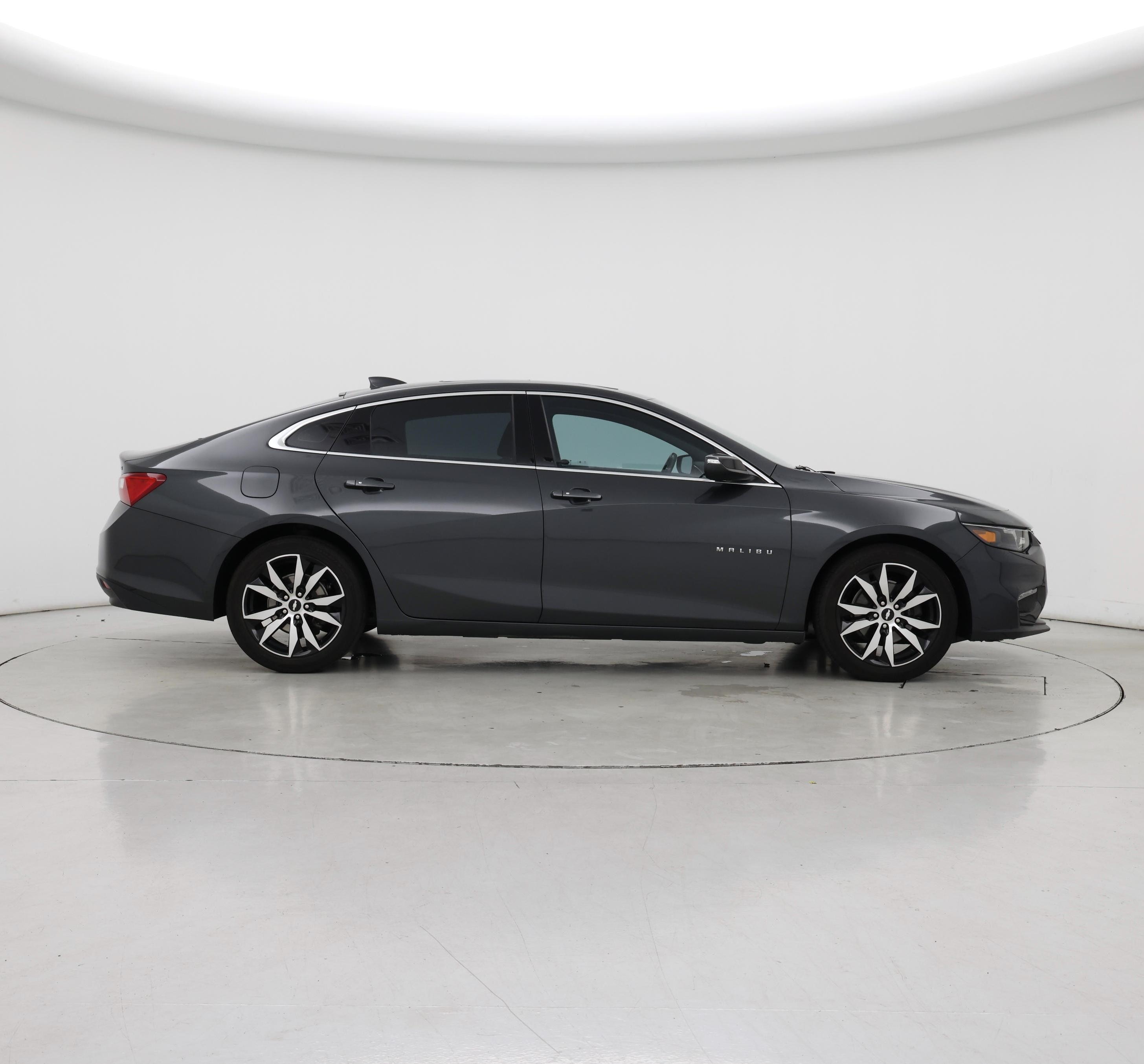 Thumbnail: 2017 Chevrolet Malibu - 7