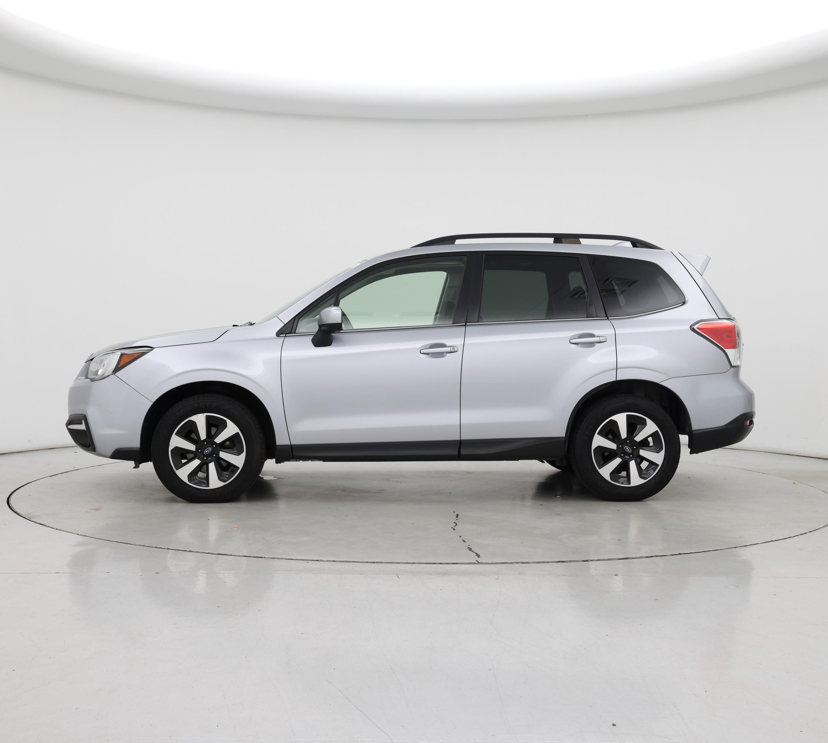 Thumbnail: 2018 Subaru Forester - 3