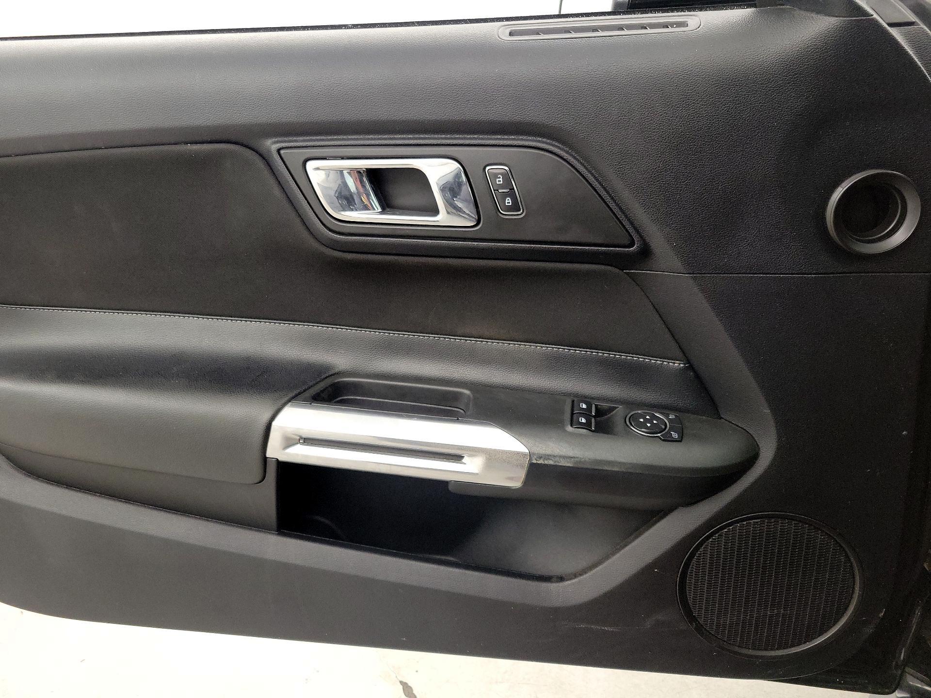 Thumbnail: 2016 Ford Mustang - 12