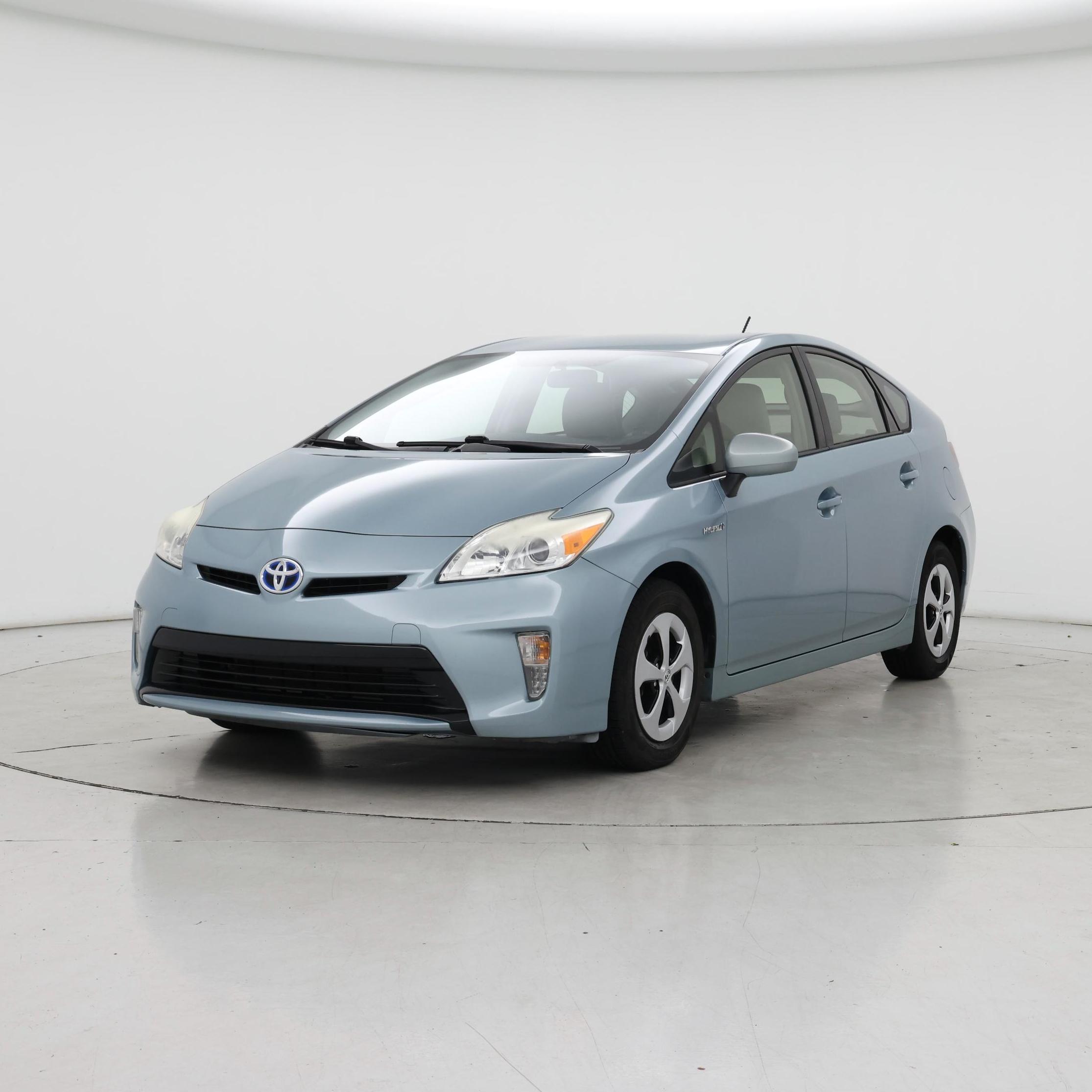Thumbnail: 2014 Toyota Prius - 4