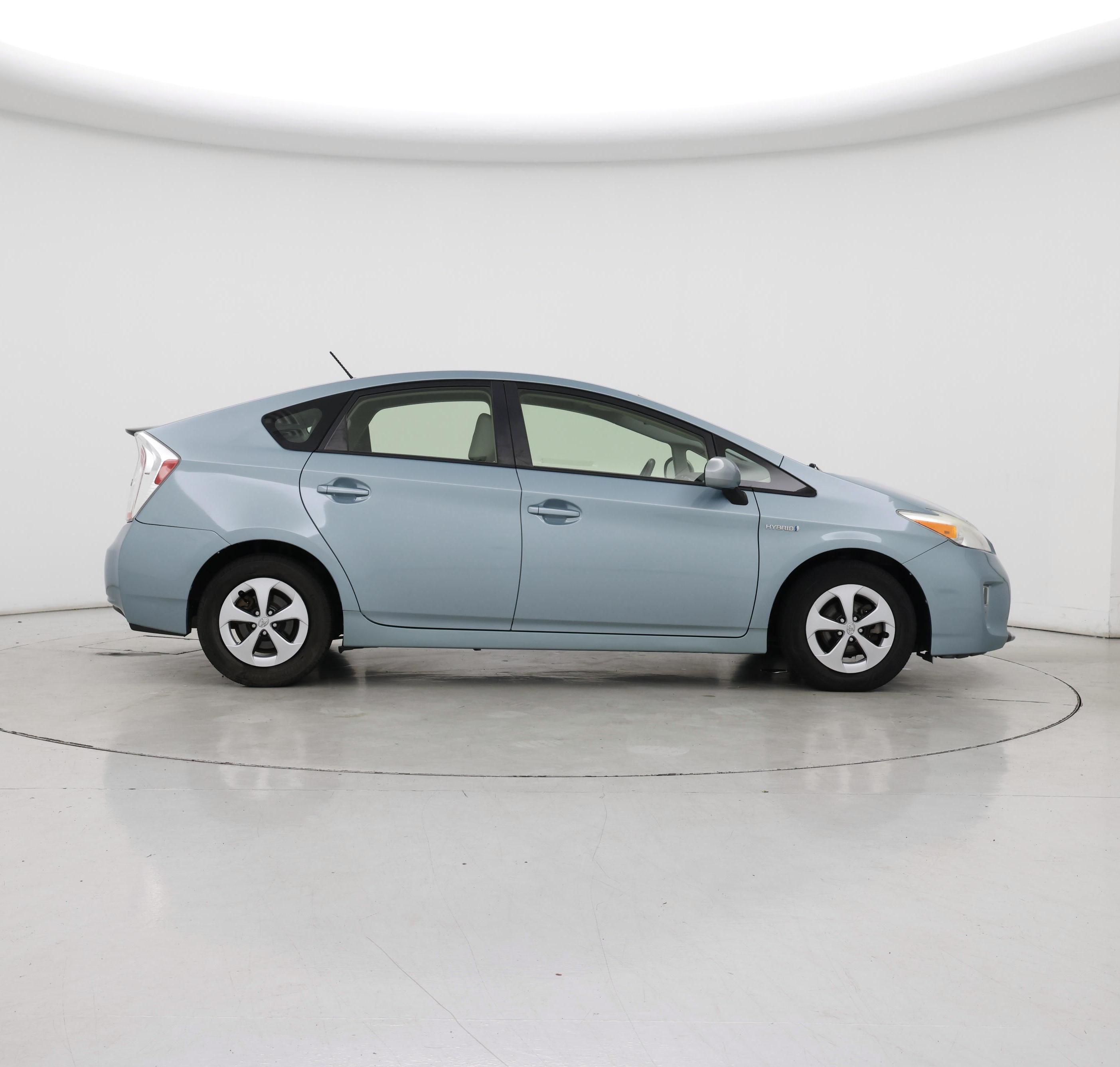 Thumbnail: 2014 Toyota Prius - 7