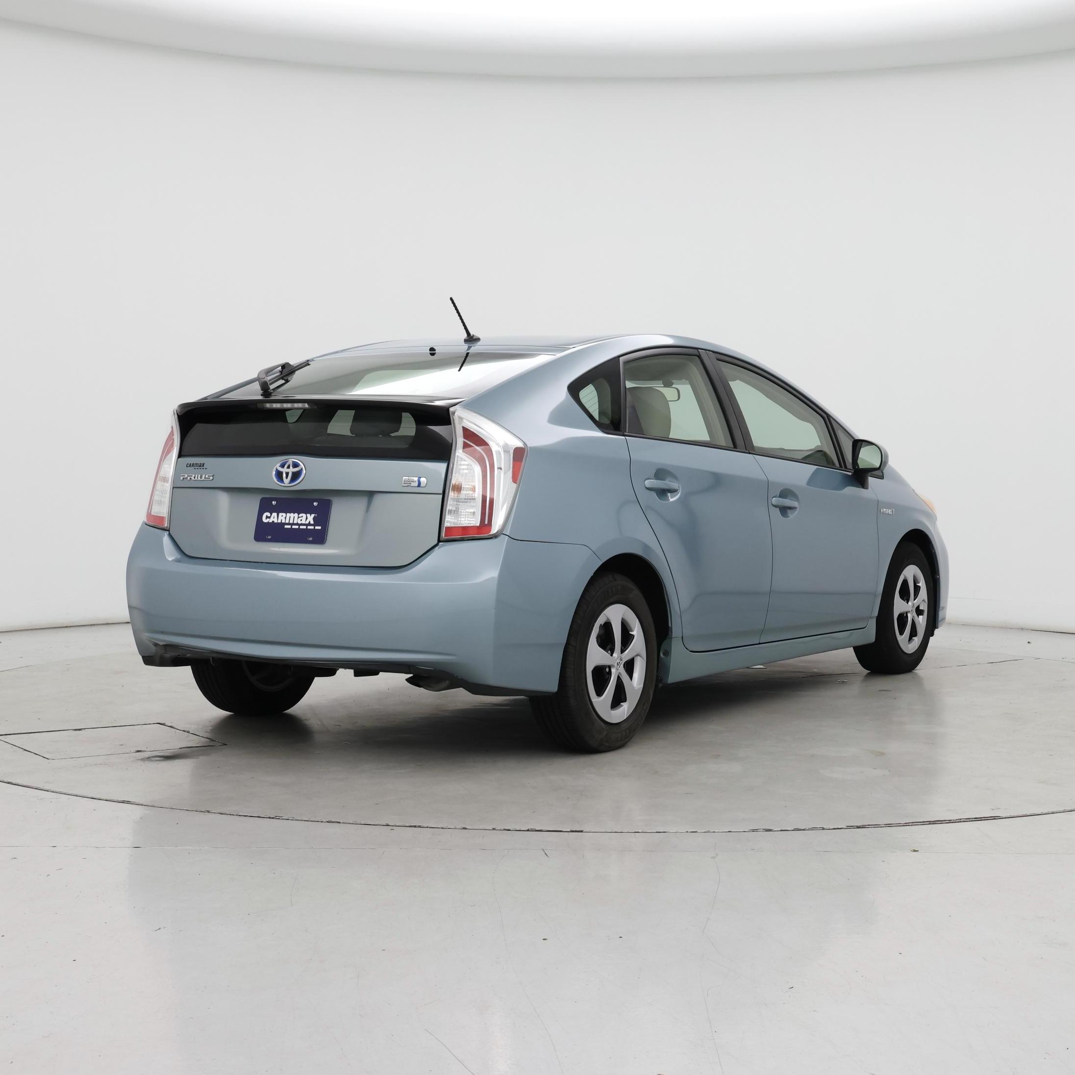 Thumbnail: 2014 Toyota Prius - 8