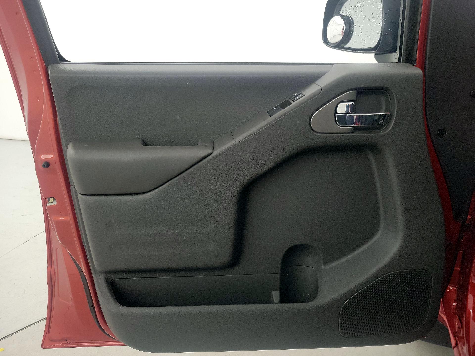 Thumbnail: 2017 Nissan Frontier - 12