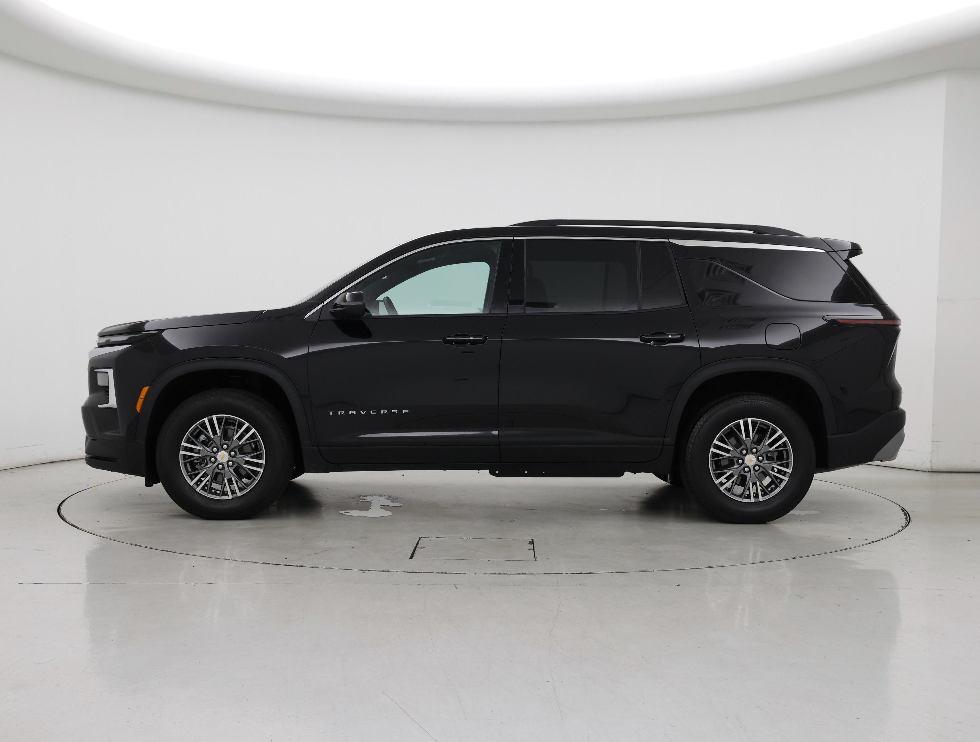 Thumbnail: 2025 Chevrolet Traverse - 3
