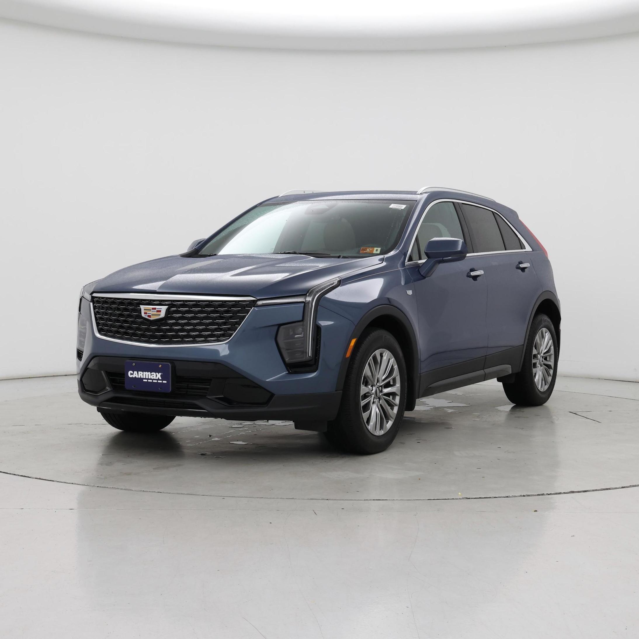 Thumbnail: 2024 Cadillac XT4 - 4