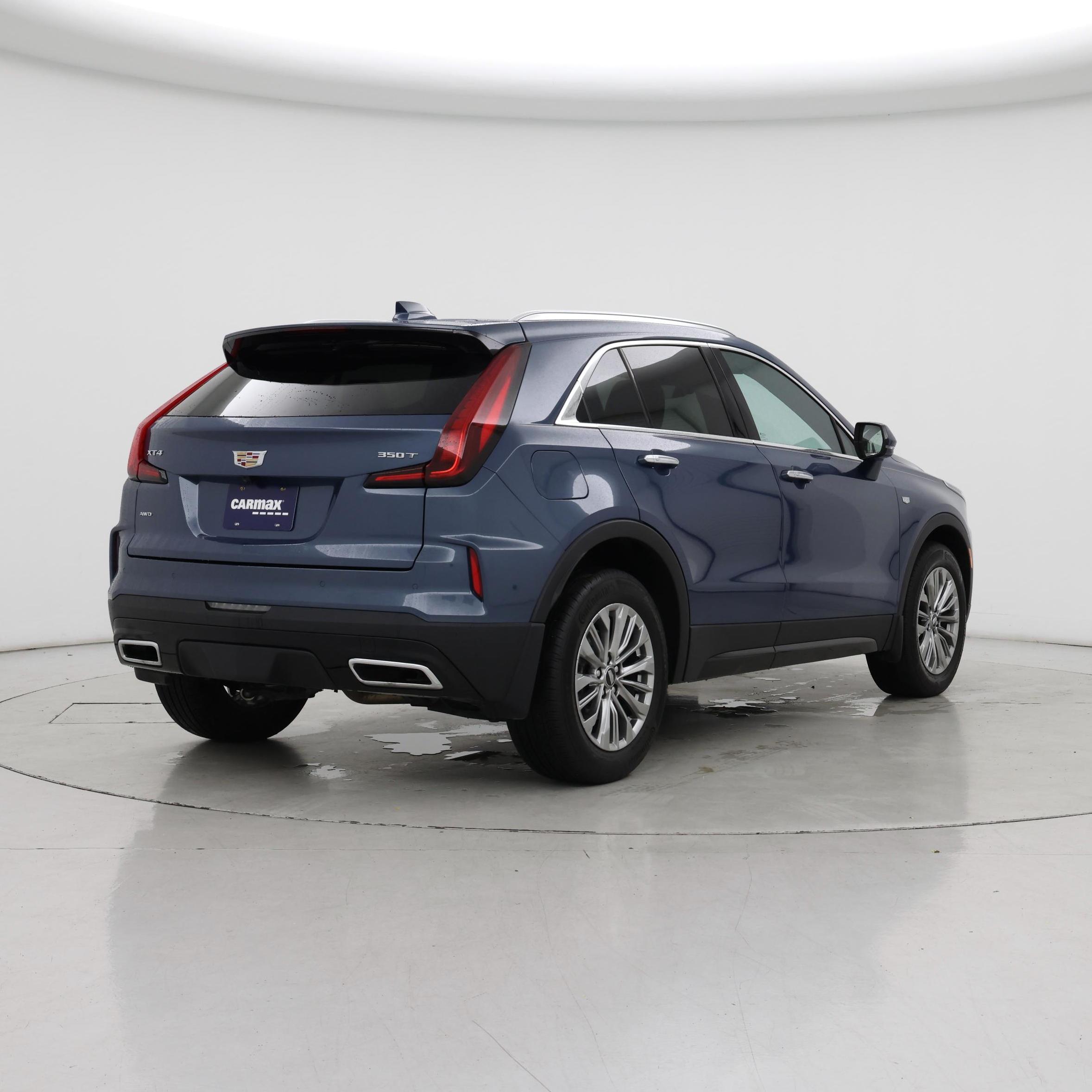 Thumbnail: 2024 Cadillac XT4 - 8