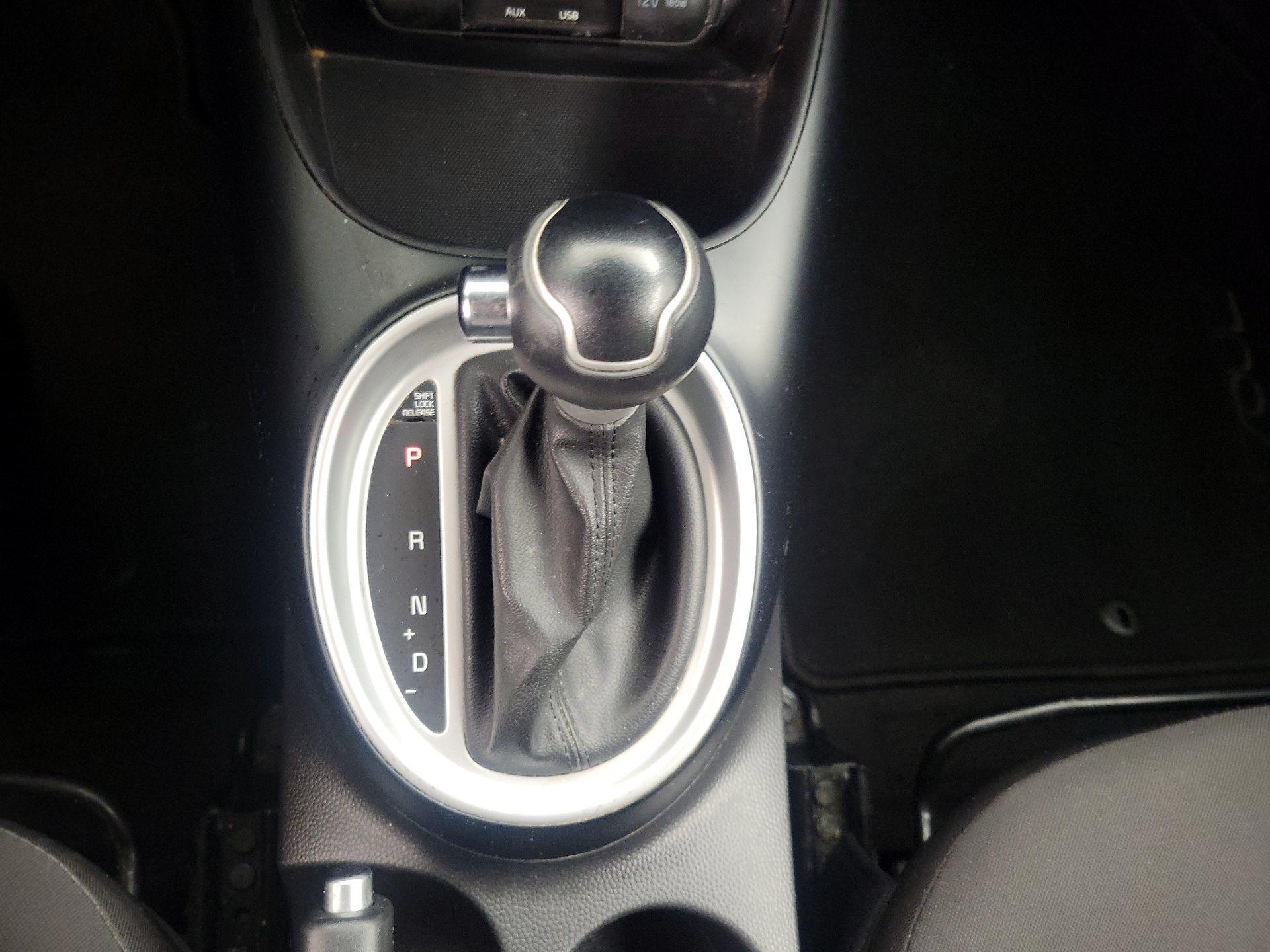 Thumbnail: 2016 Kia Soul - 16