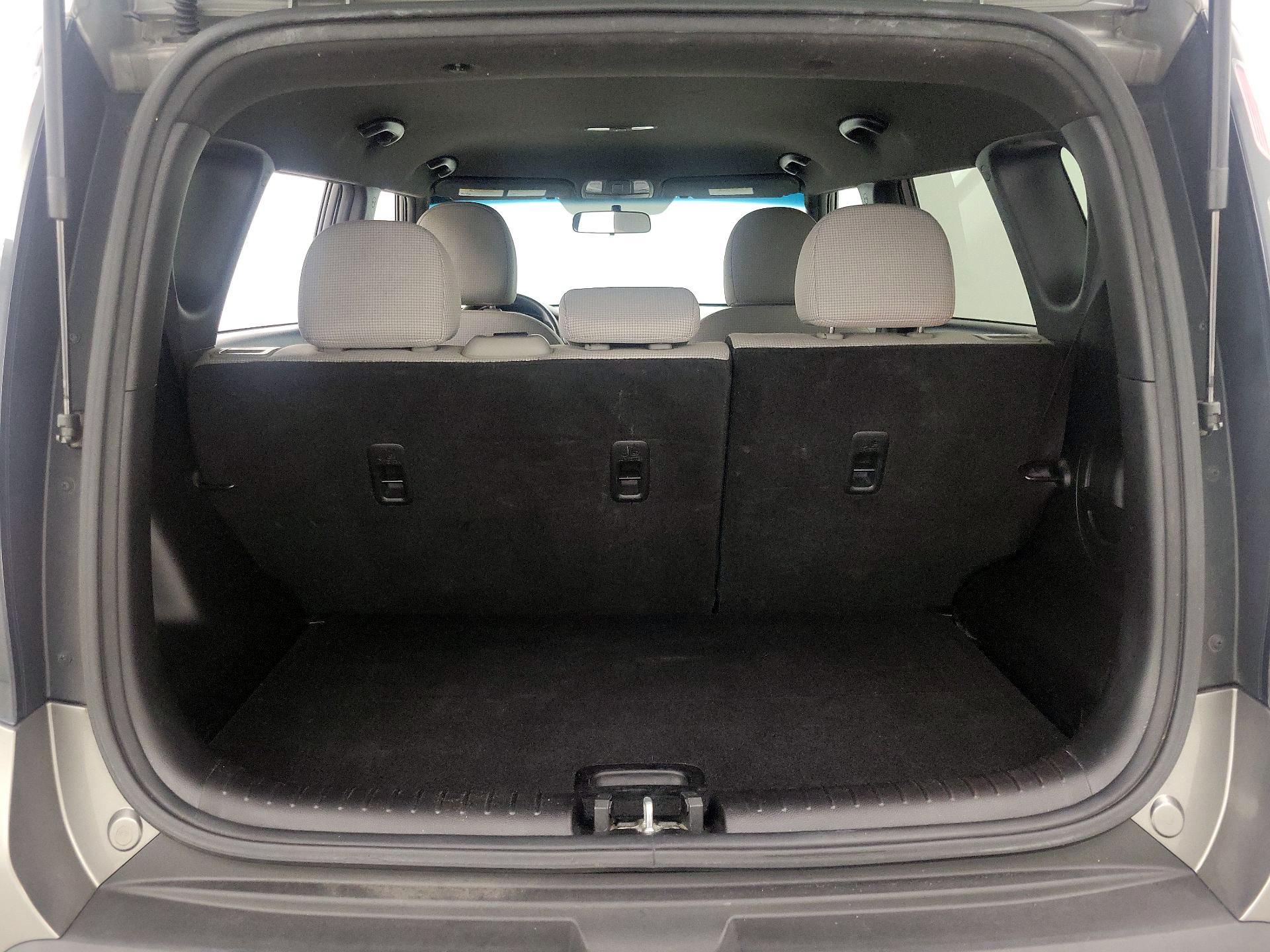 Thumbnail: 2016 Kia Soul - 19