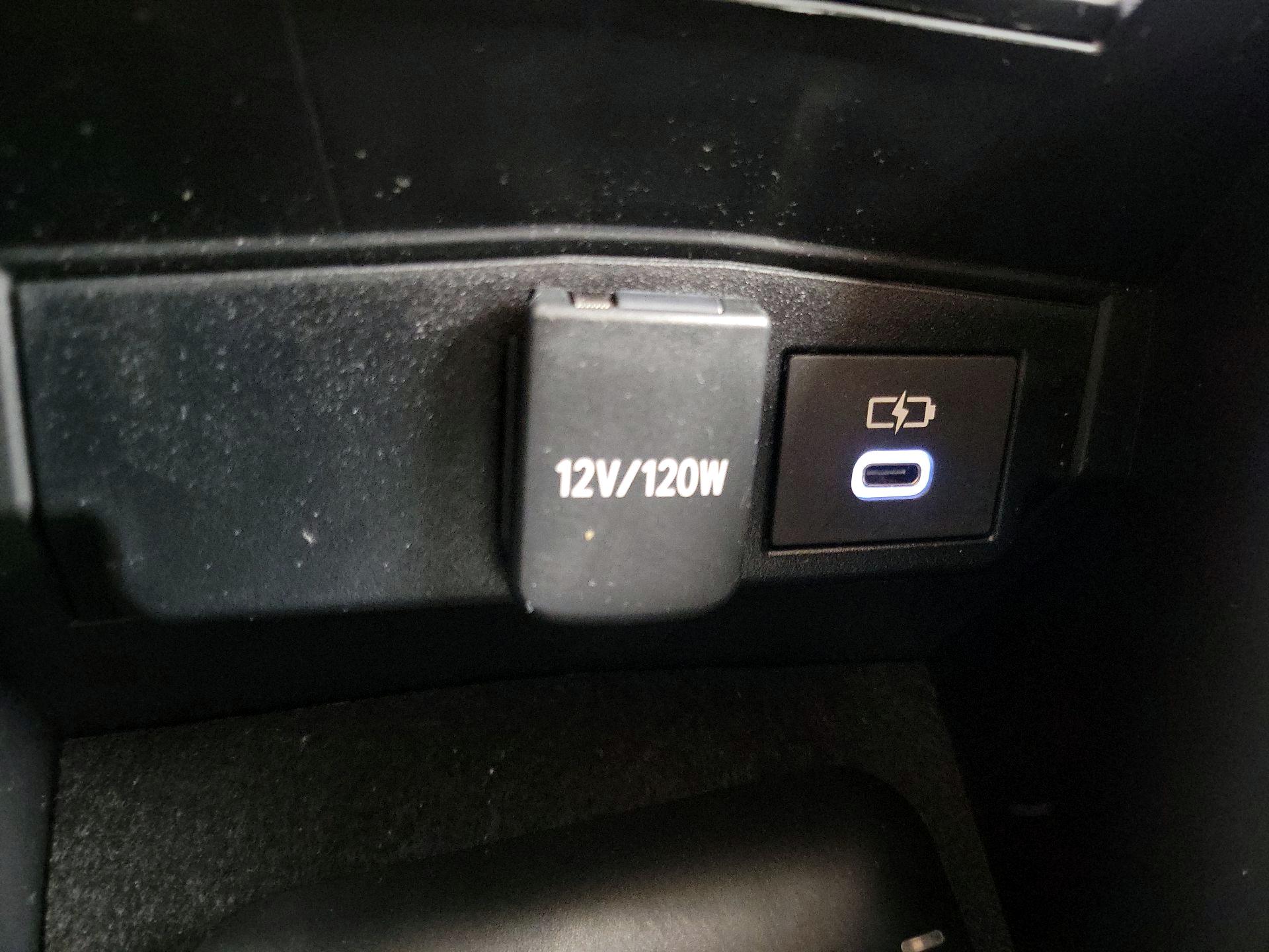 Thumbnail: 2023 Toyota Corolla - 18