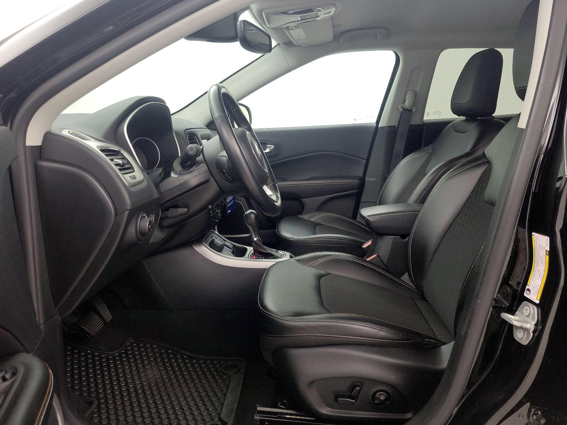 Thumbnail: 2021 Jeep Compass - 11